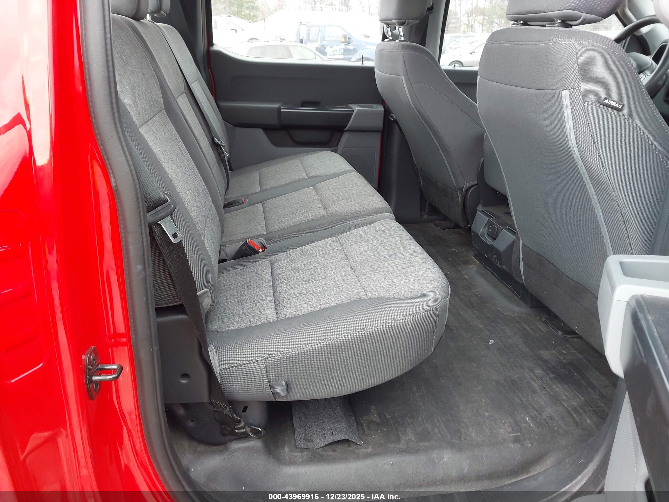 FORD F-150 image 8