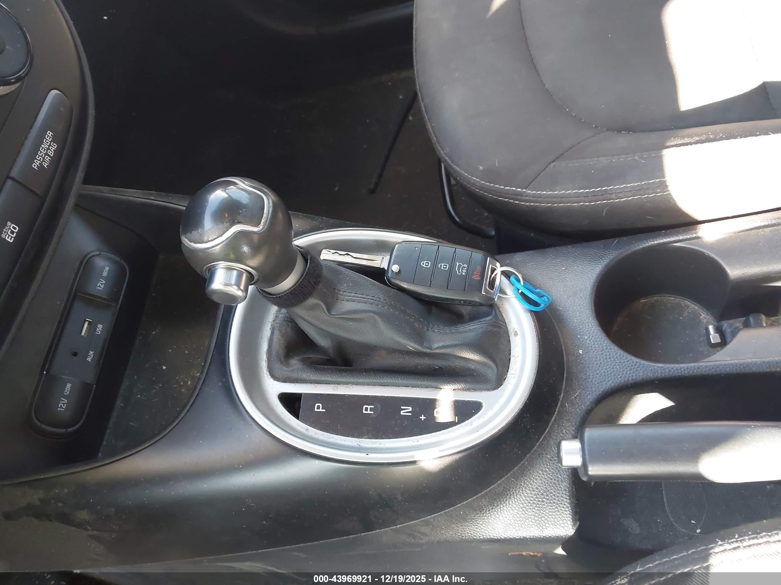 KIA SOUL image 11