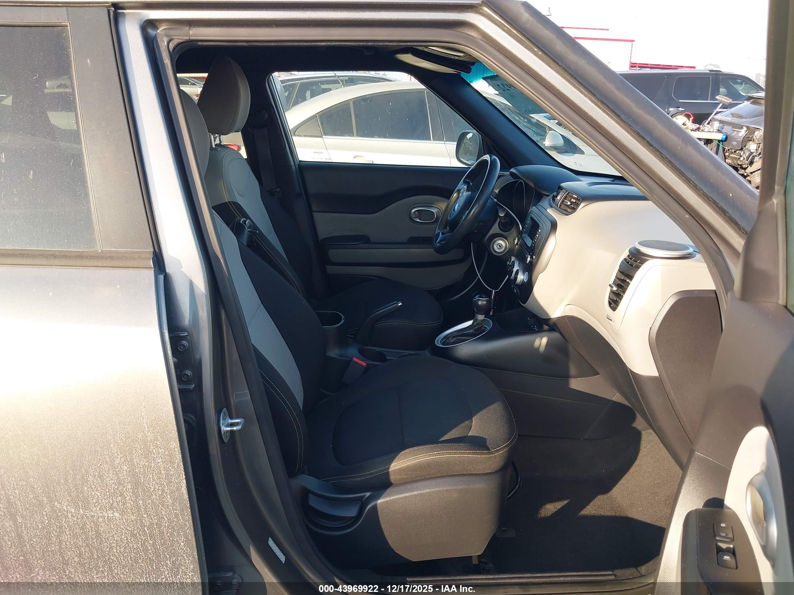KIA SOUL image 5