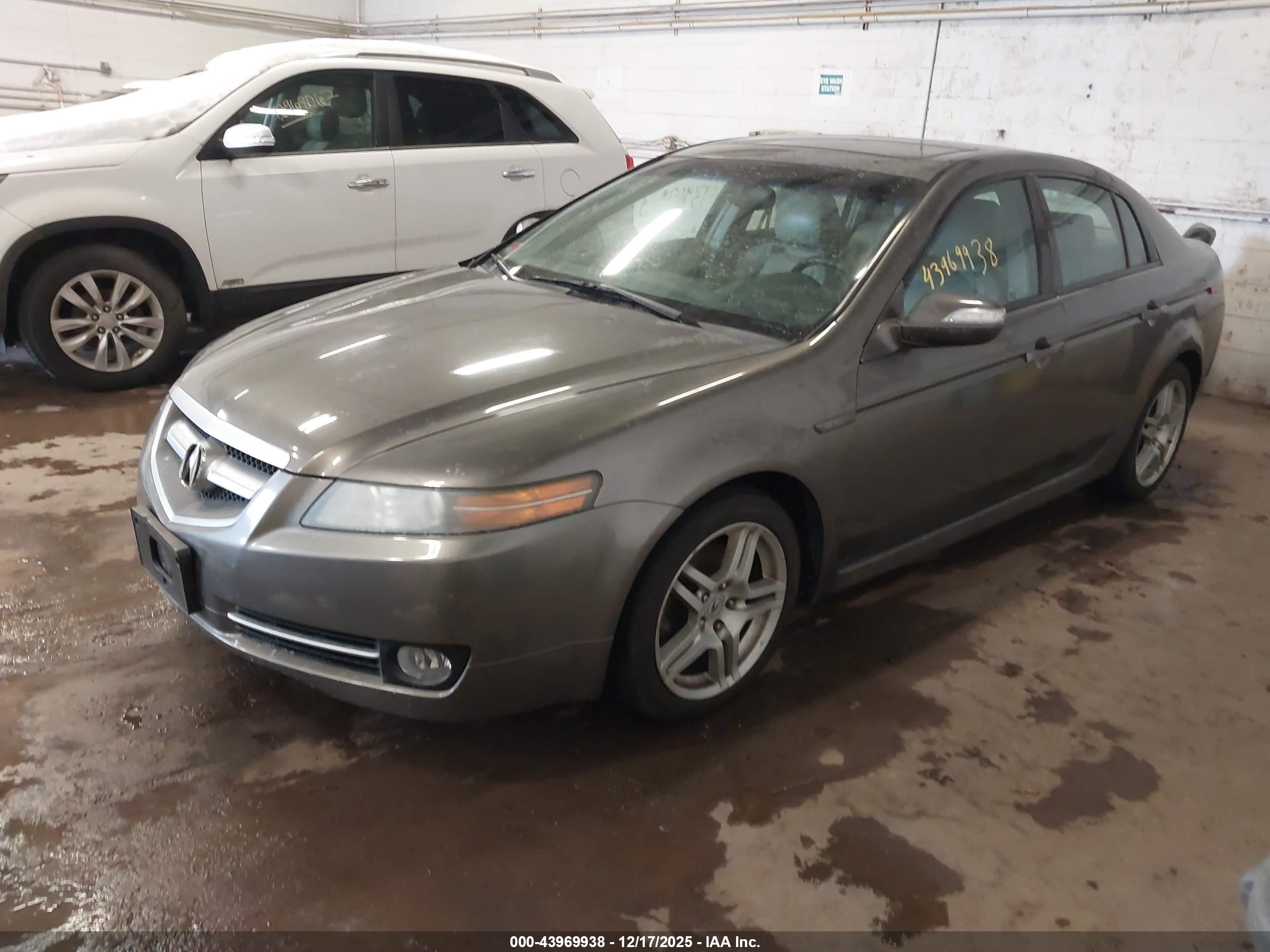ACURA TL image 2
