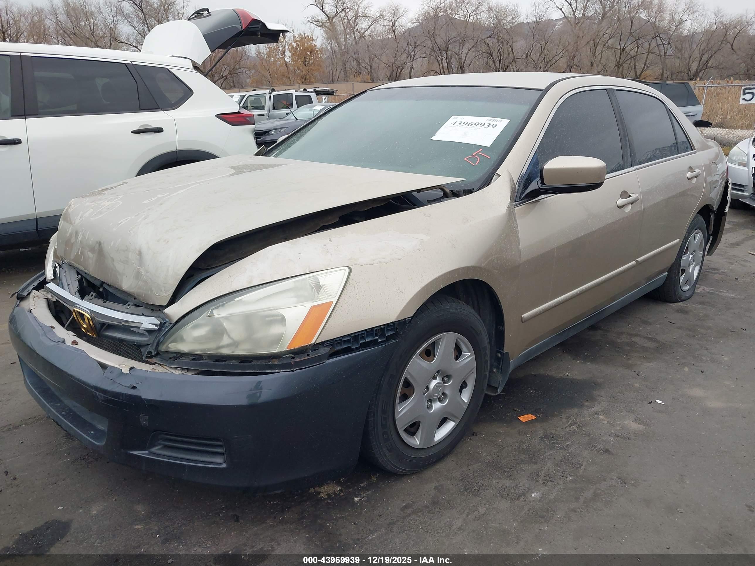 HONDA ACCORD image 2