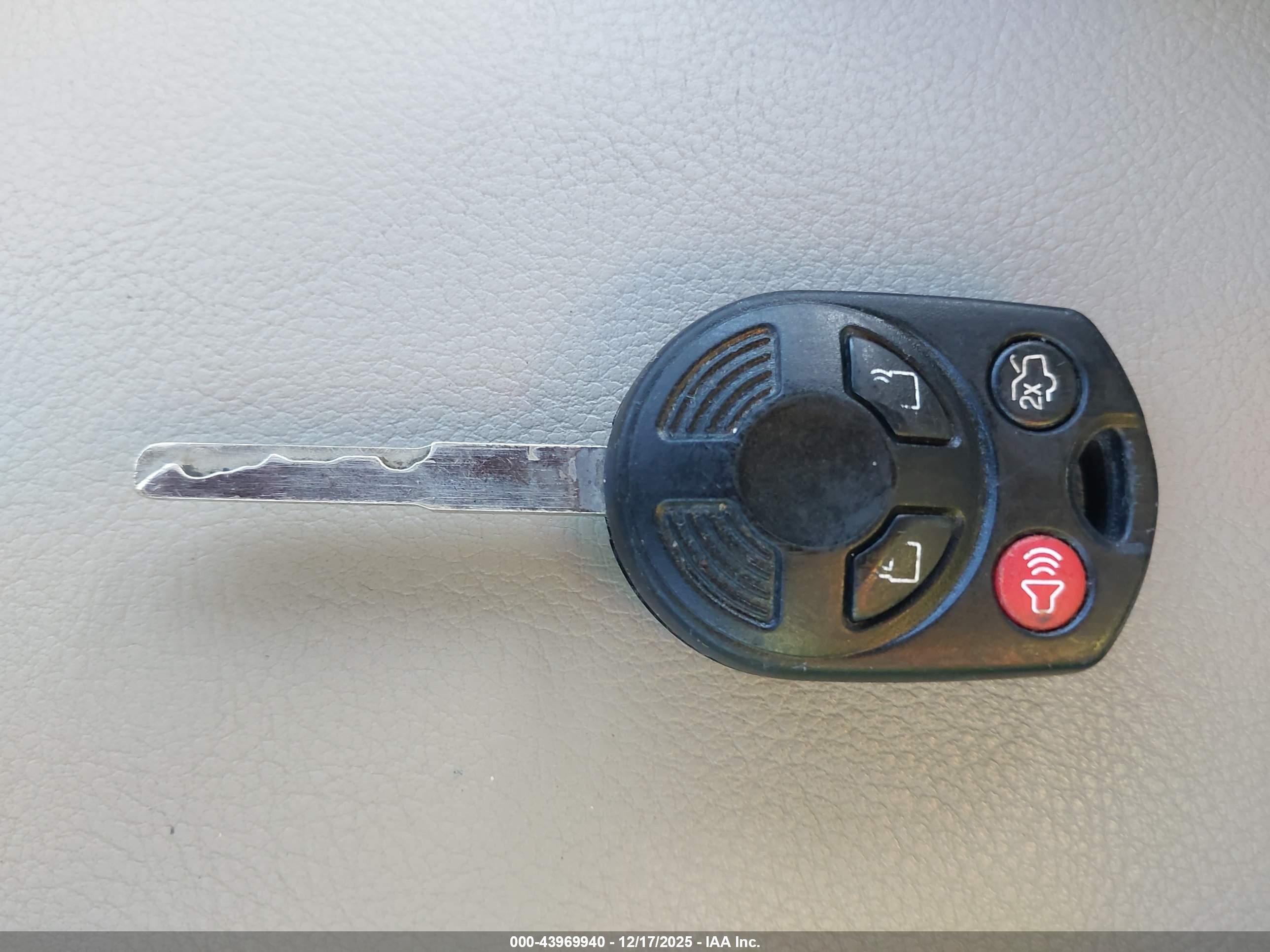 FORD FOCUS image 11