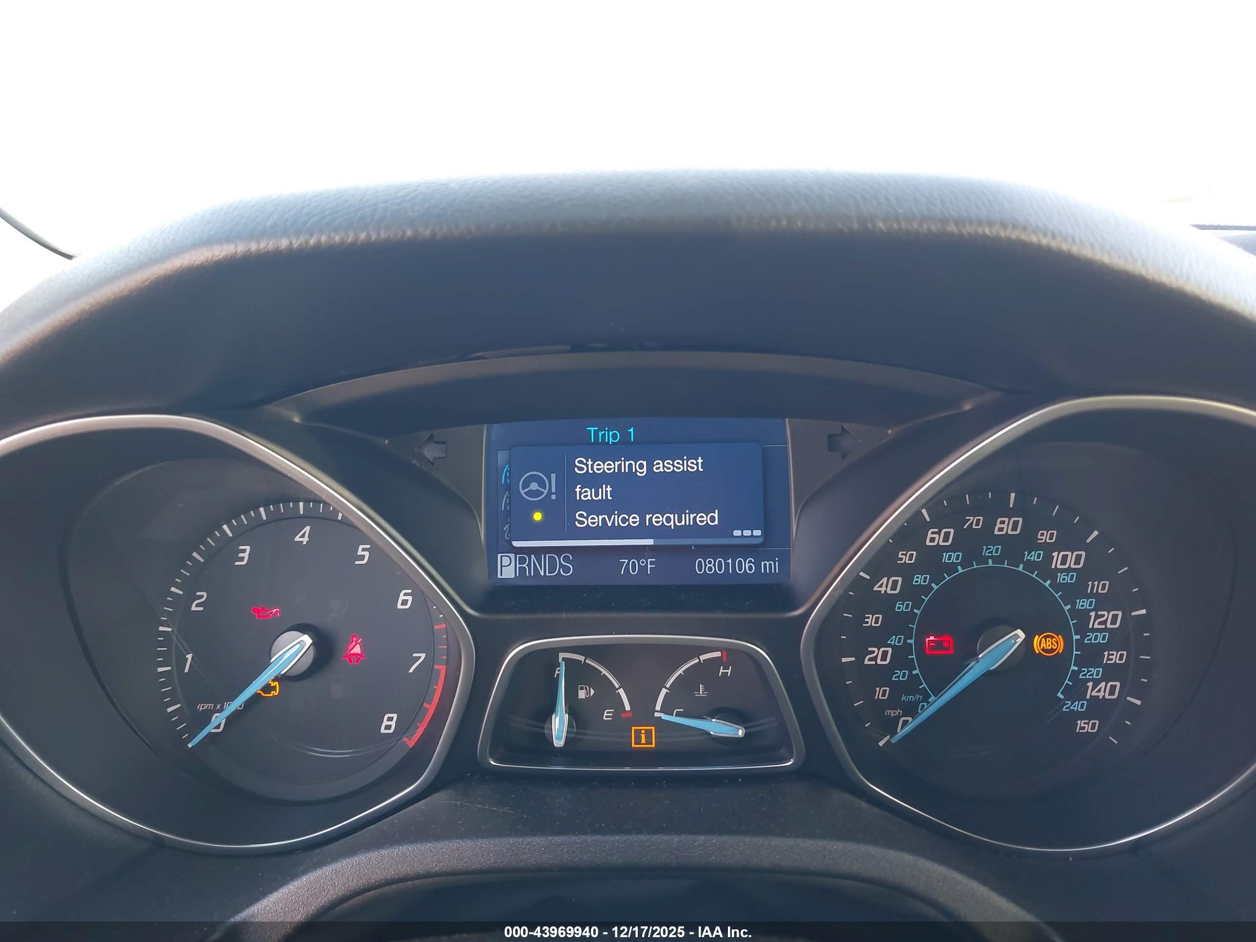 FORD FOCUS image 7