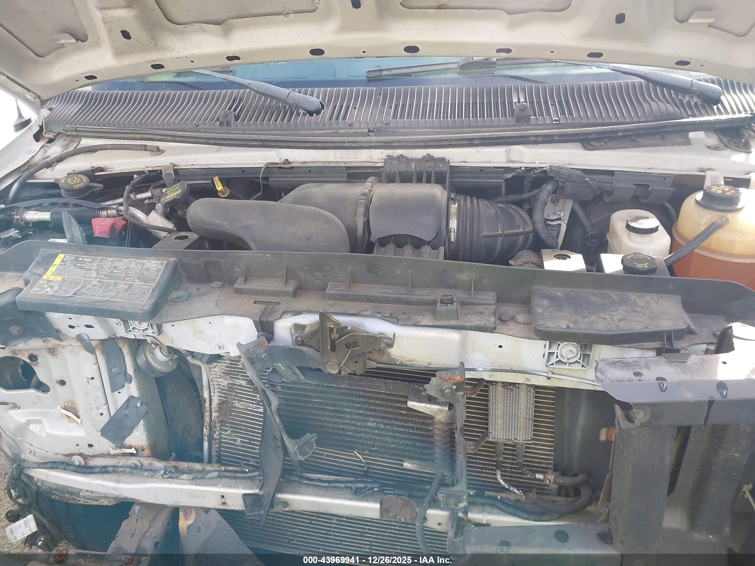 FORD E-150 image 10