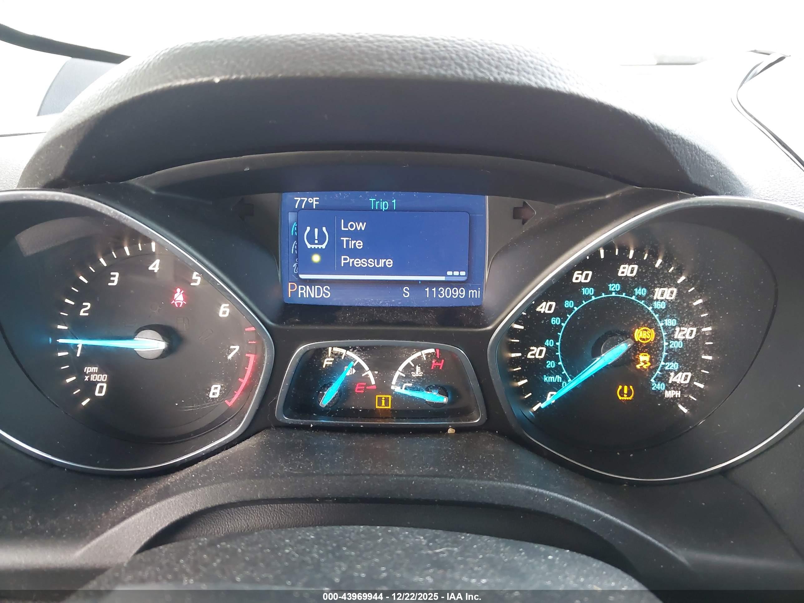 FORD ESCAPE image 7