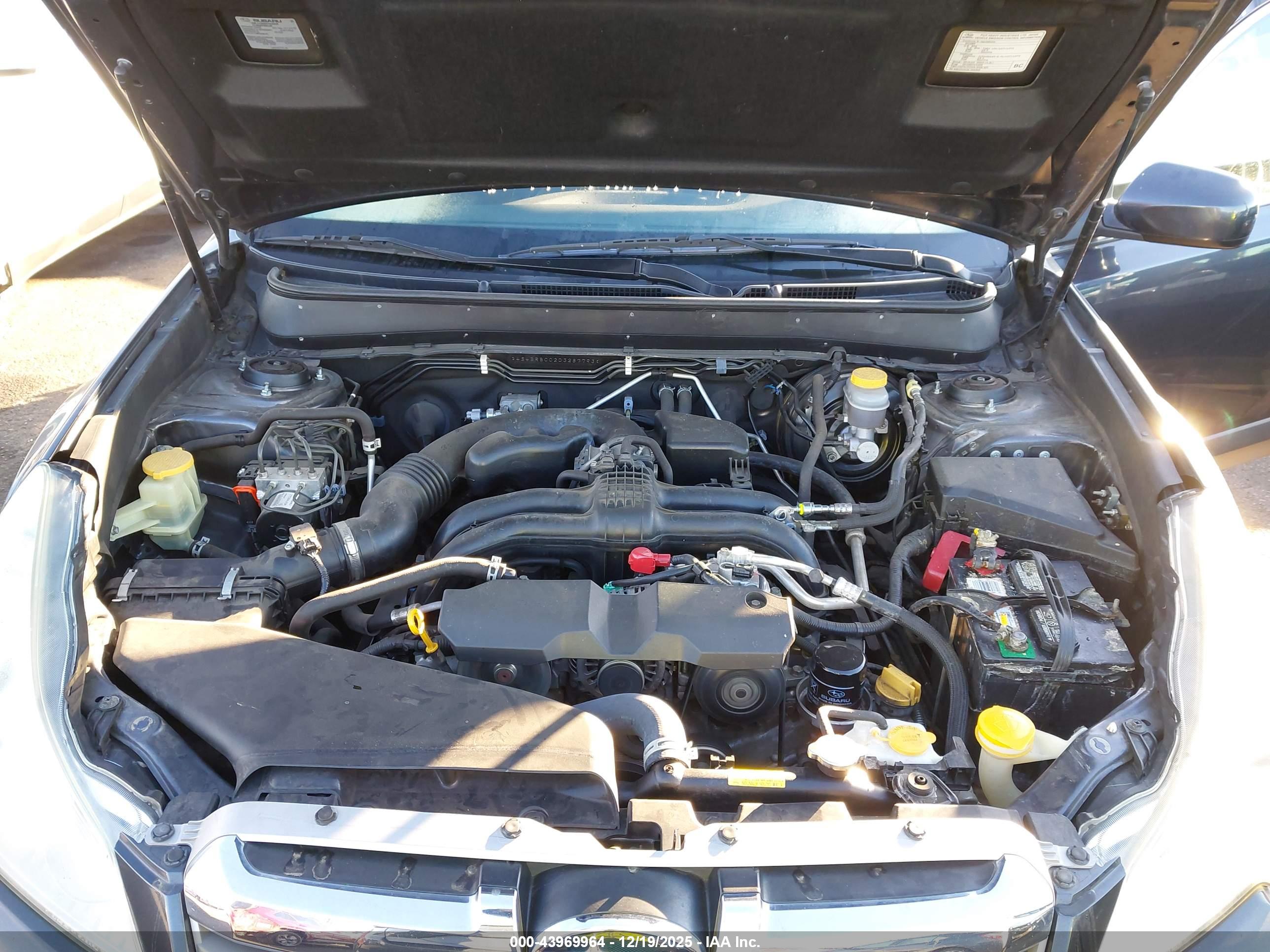 SUBARU OUTBACK image 10