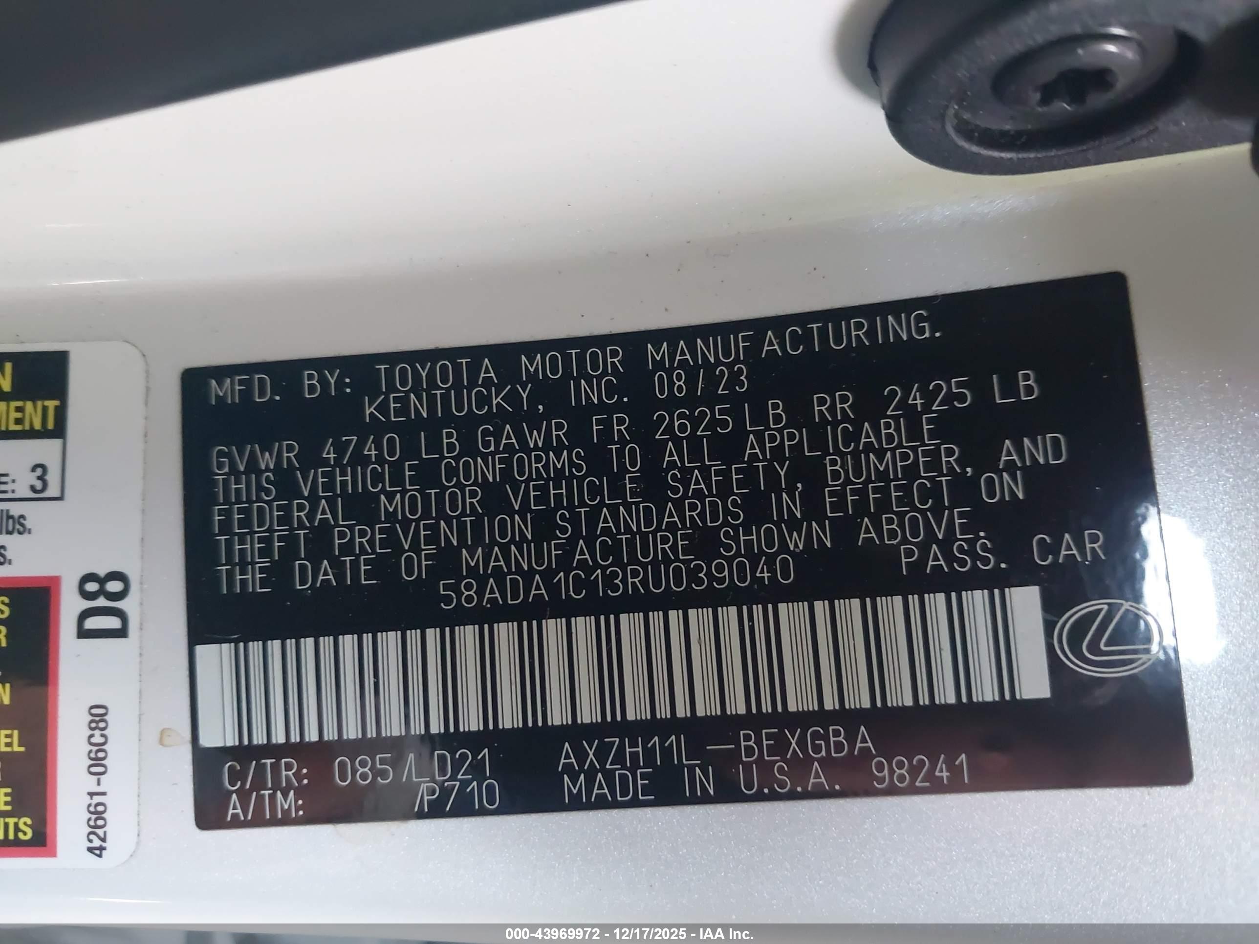 LEXUS ES image 9