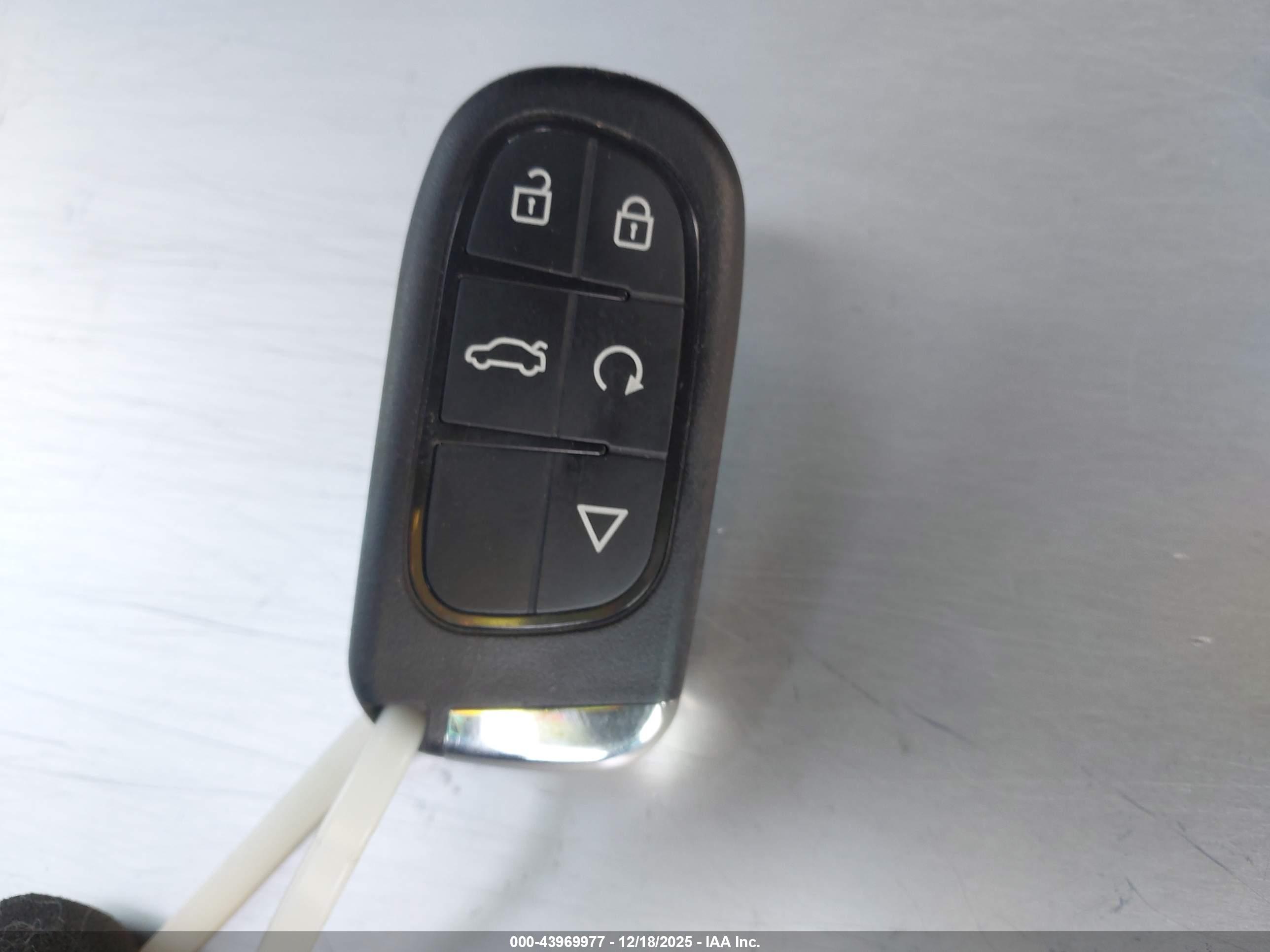 DODGE JOURNEY image 11