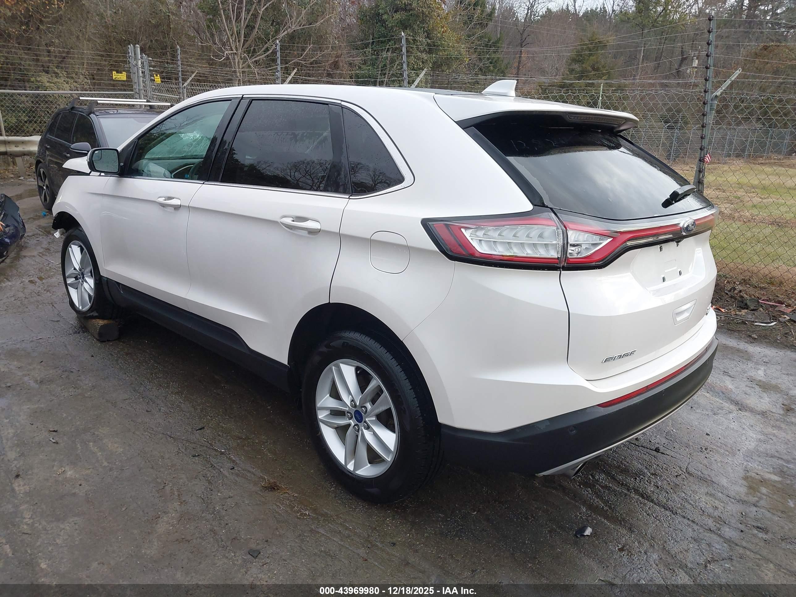 FORD EDGE image 3