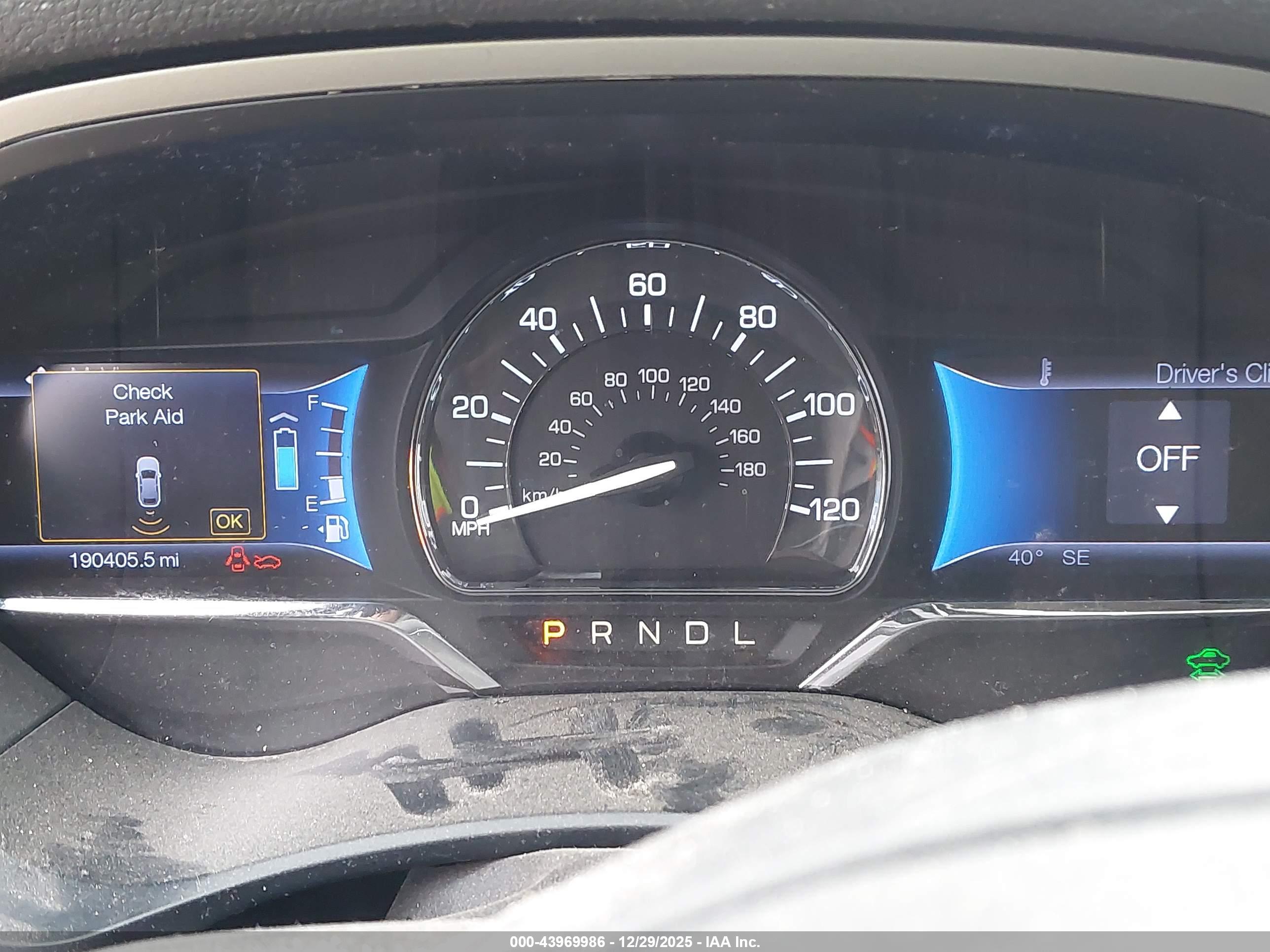 LINCOLN MKZ image 7