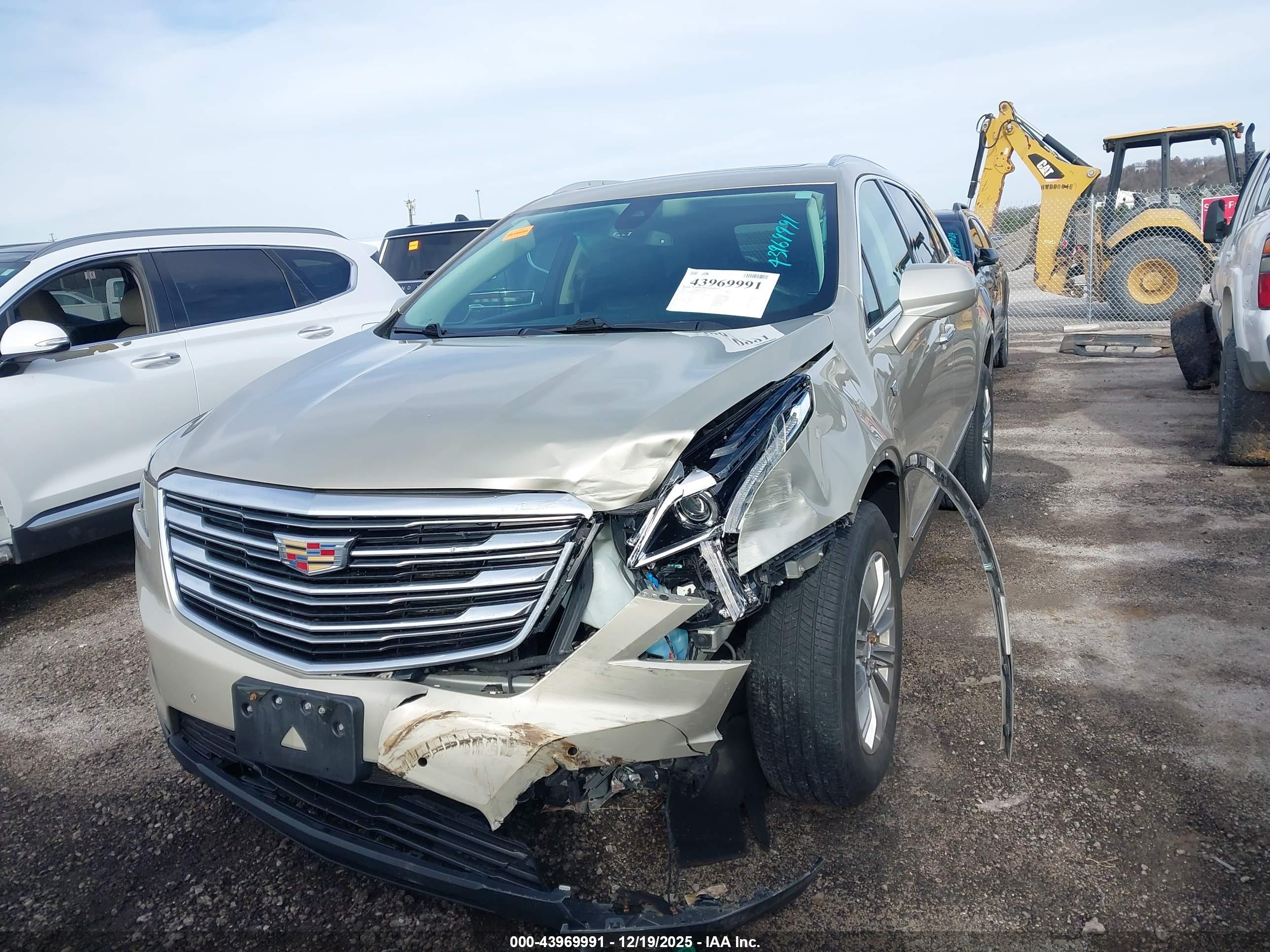 CADILLAC XT5 image 6