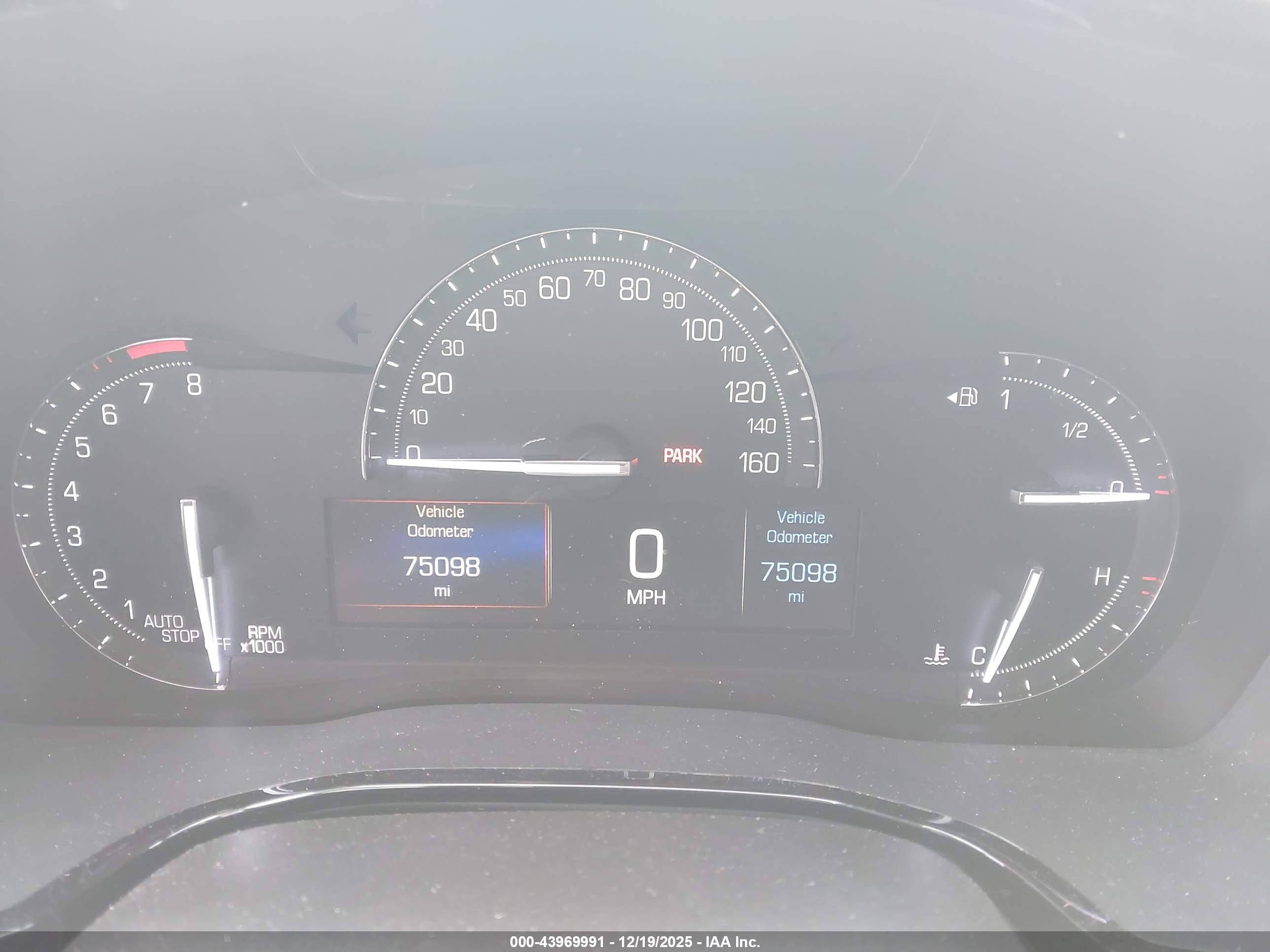 CADILLAC XT5 image 7