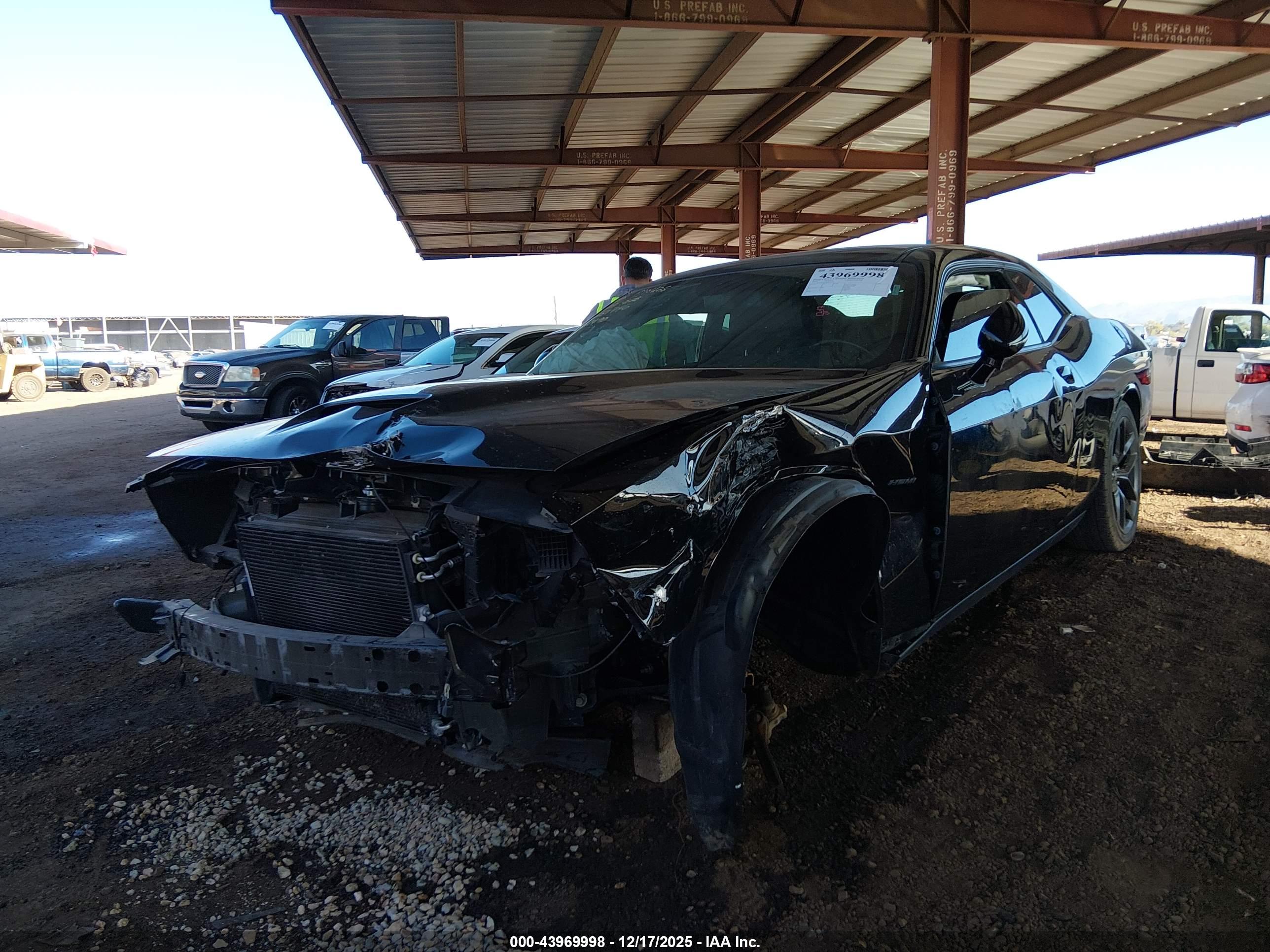 DODGE CHALLENGER image 2