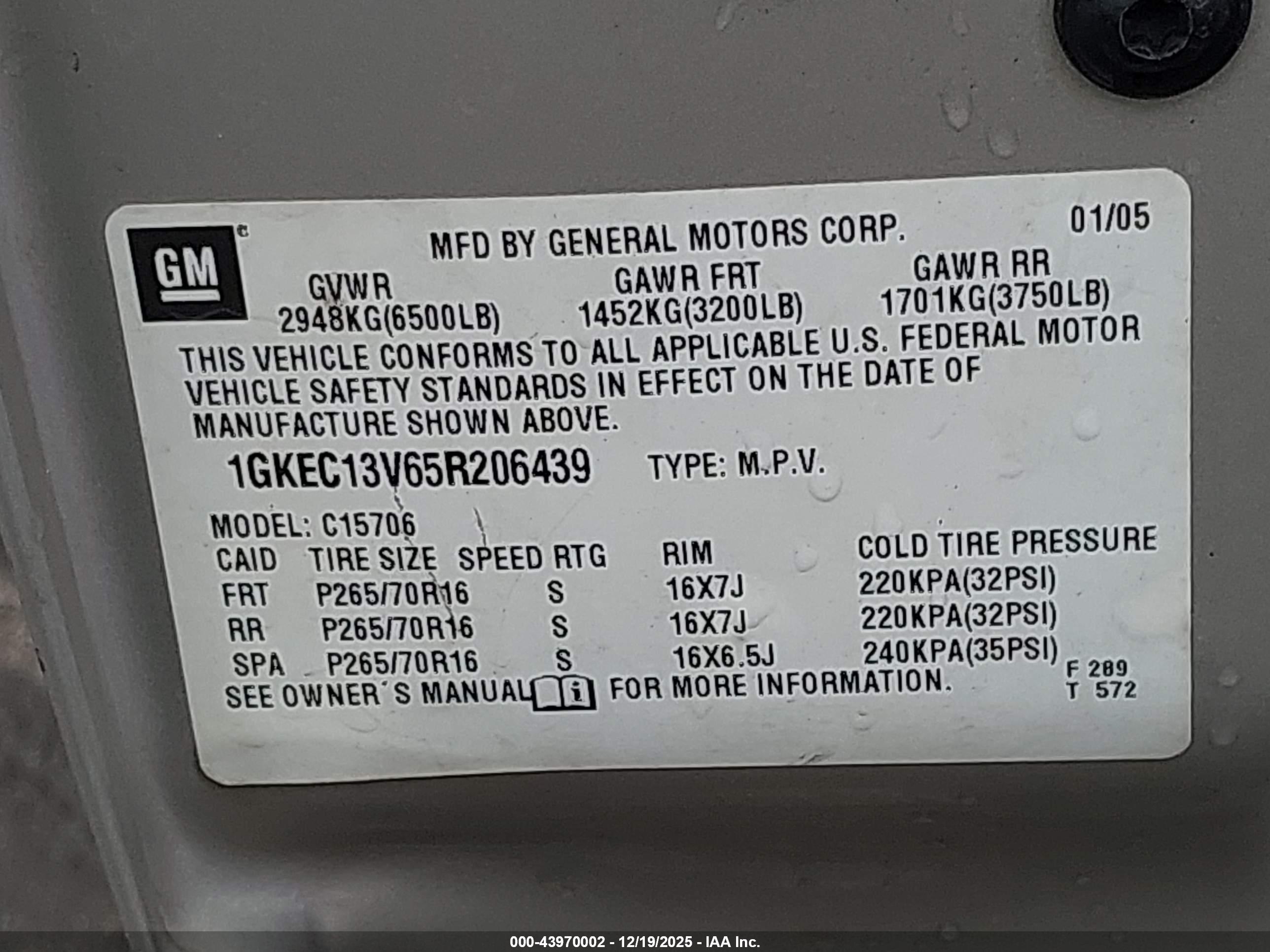 GMC YUKON image 9