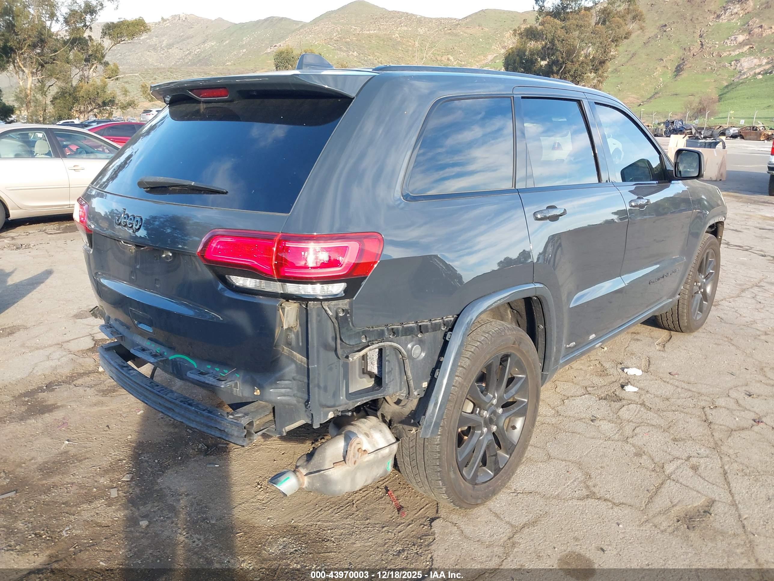 JEEP GRAND image 4