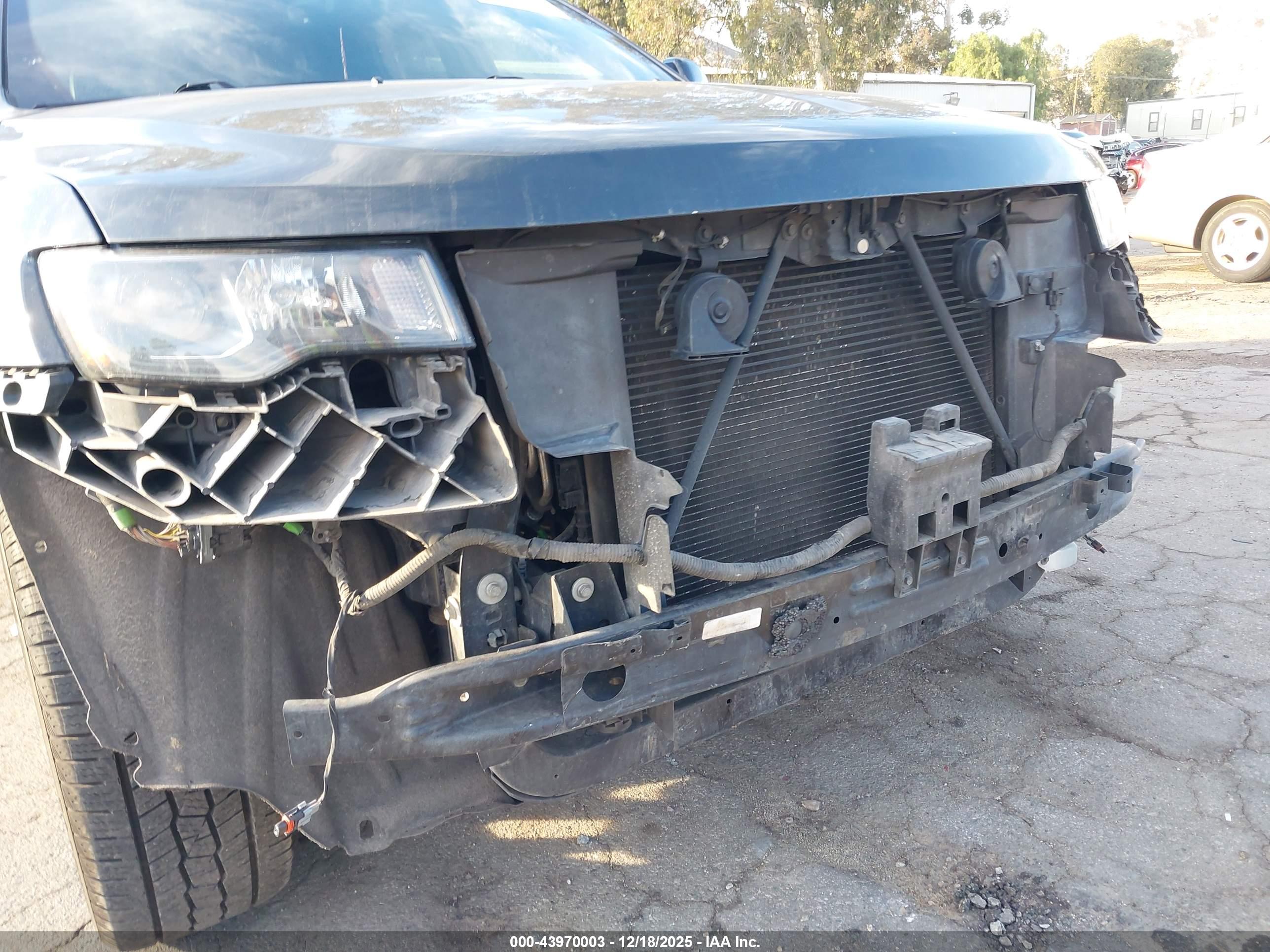 JEEP GRAND image 6