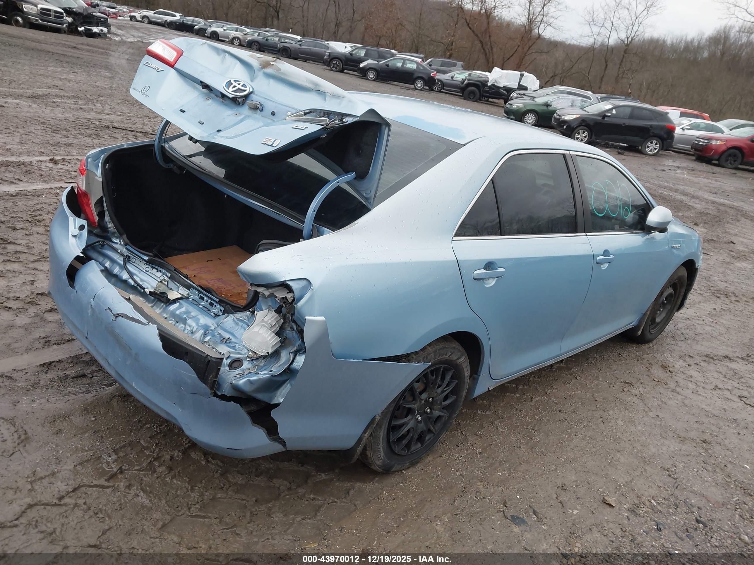 TOYOTA CAMRY image 4