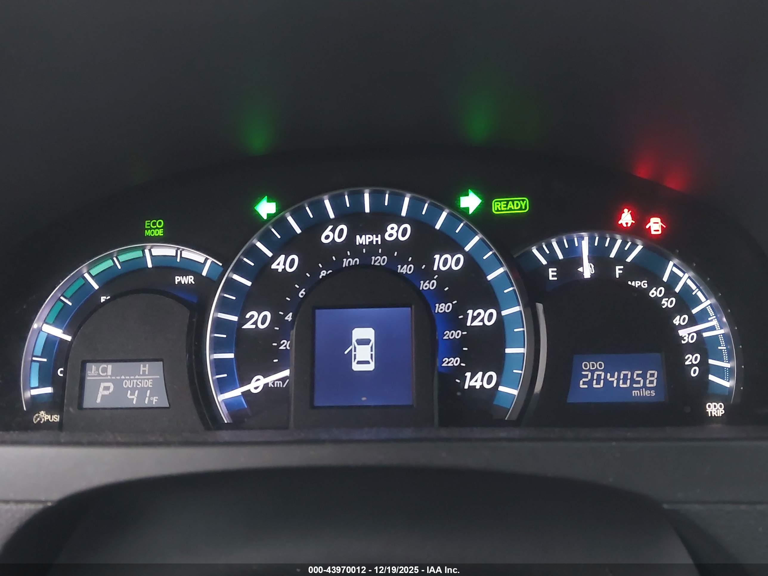 TOYOTA CAMRY image 7