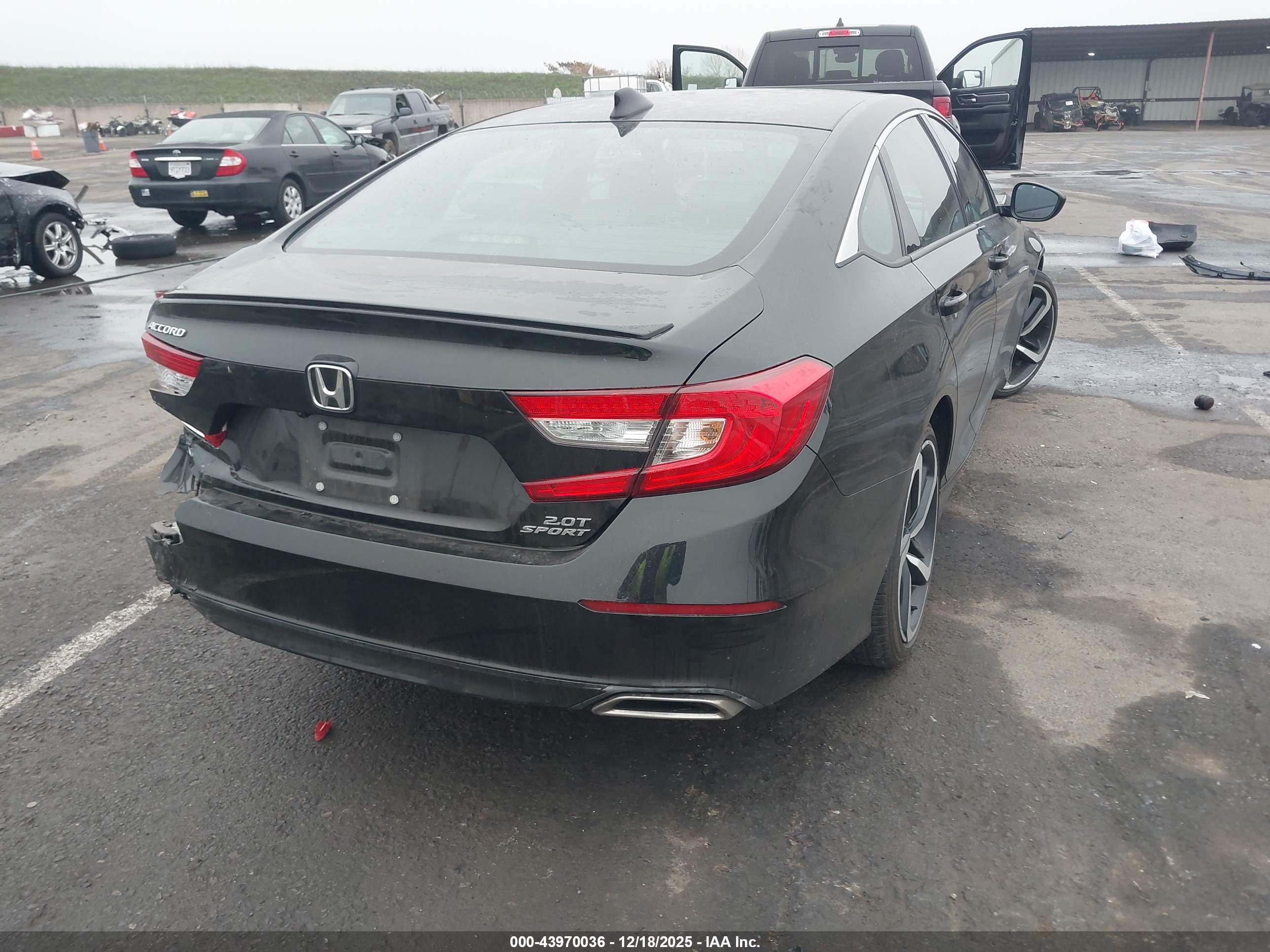 HONDA ACCORD image 4