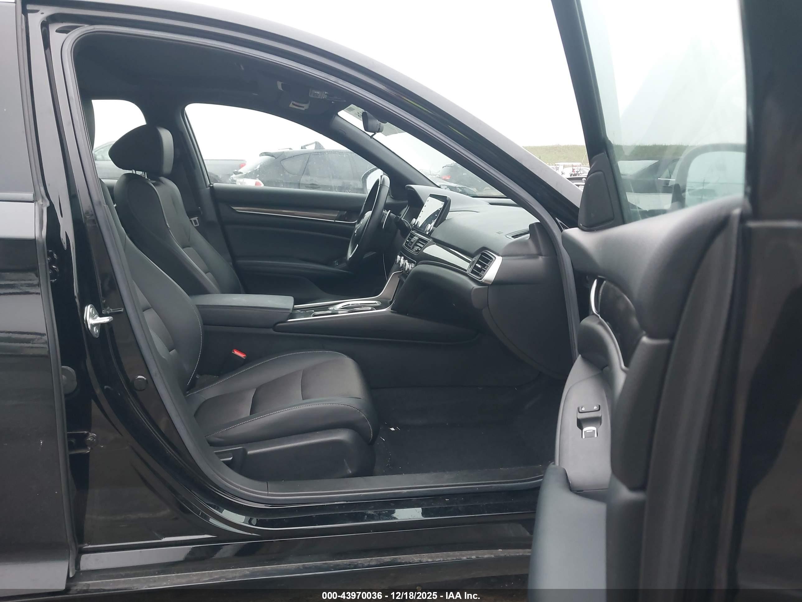 HONDA ACCORD image 5