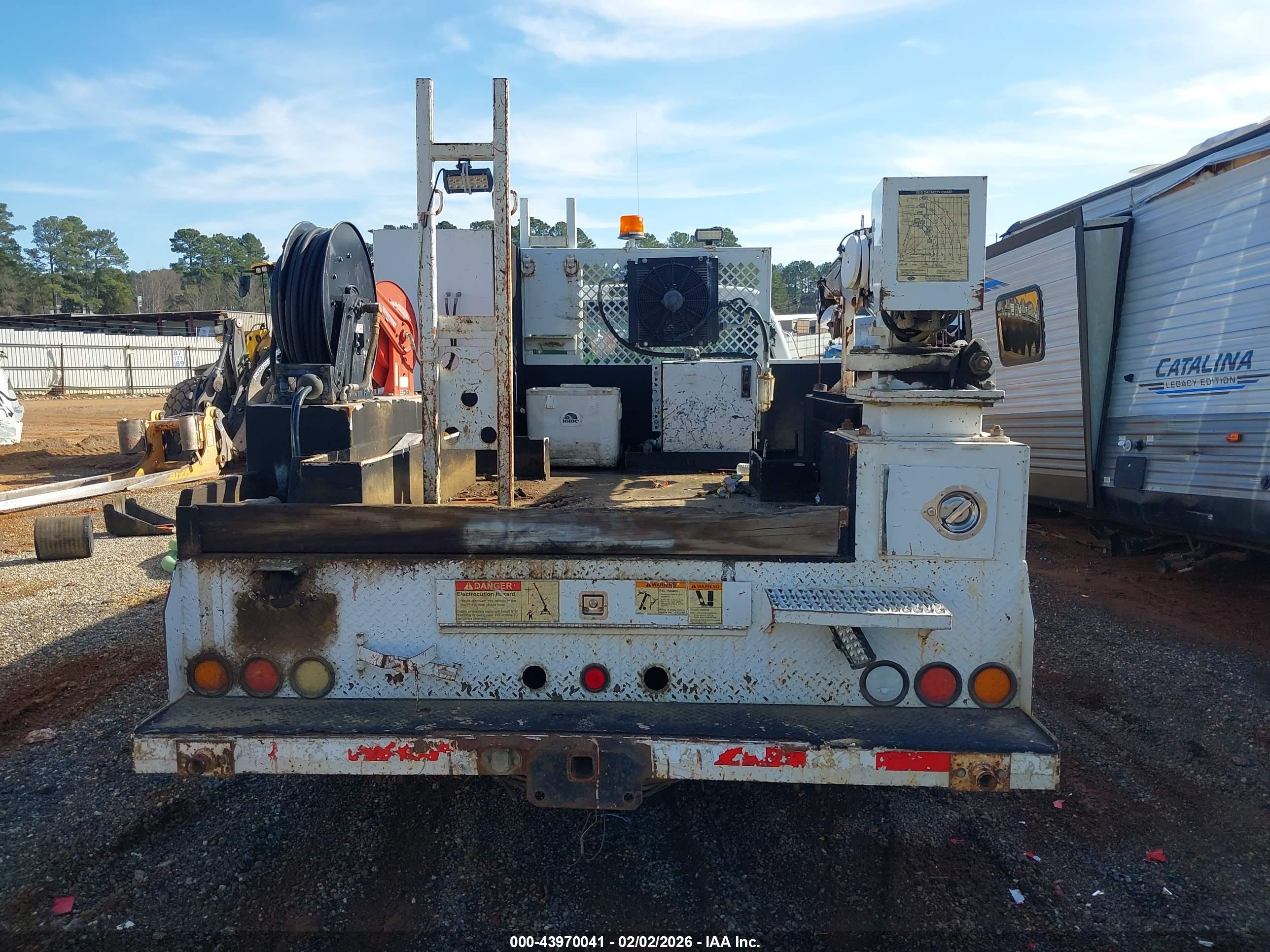 FORD F-550 image 7