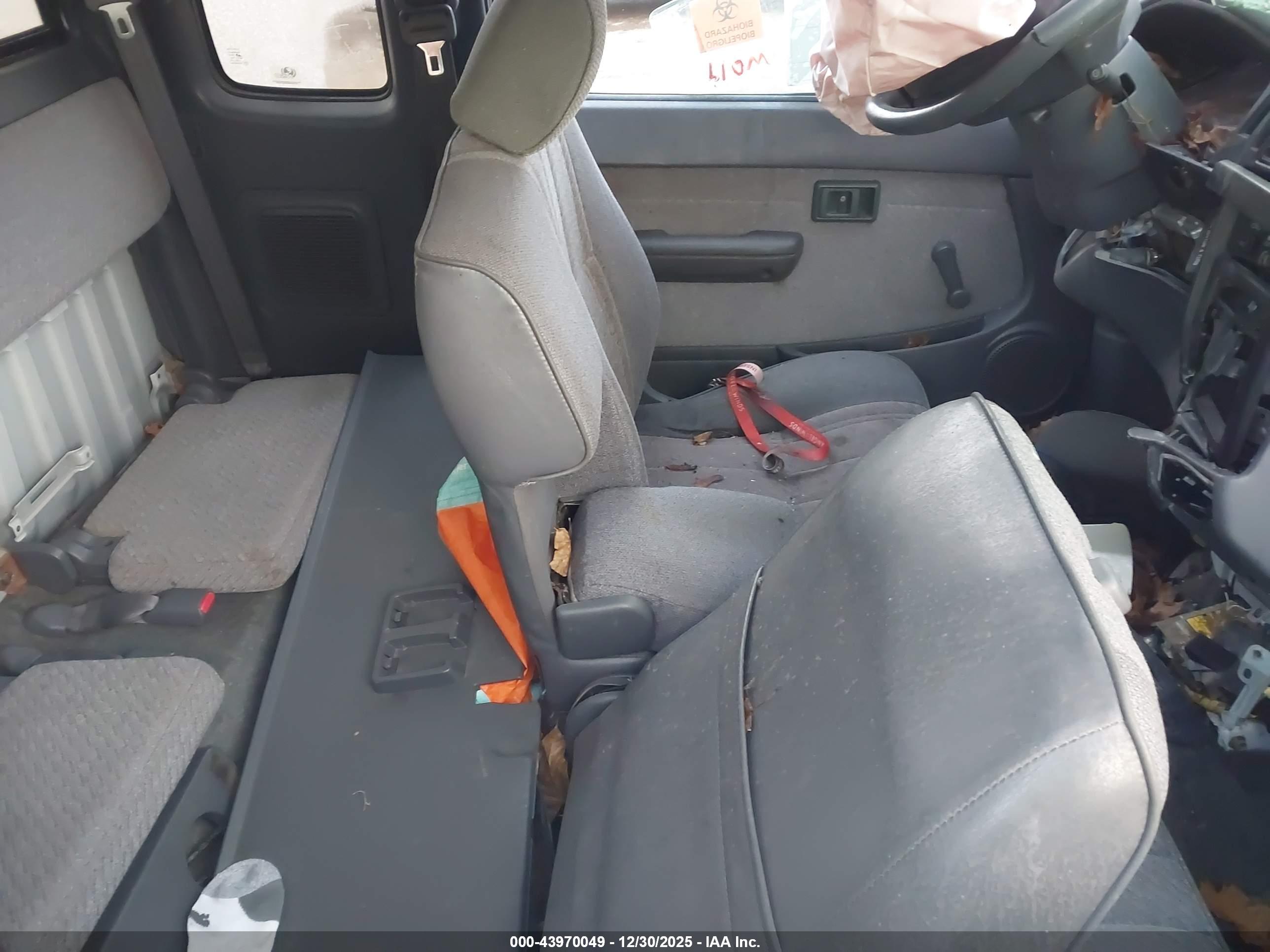TOYOTA TACOMA image 5
