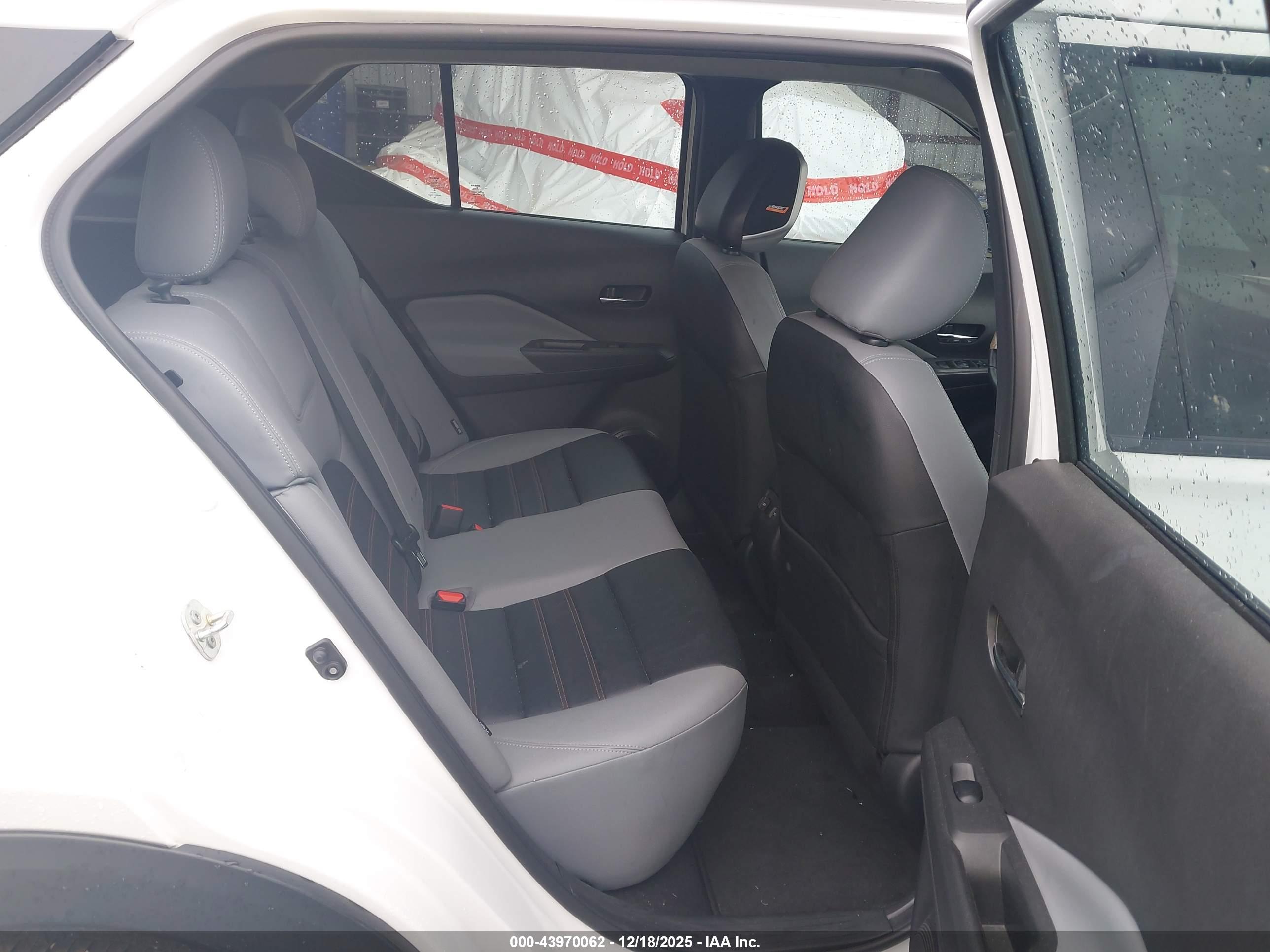 NISSAN KICKS image 8