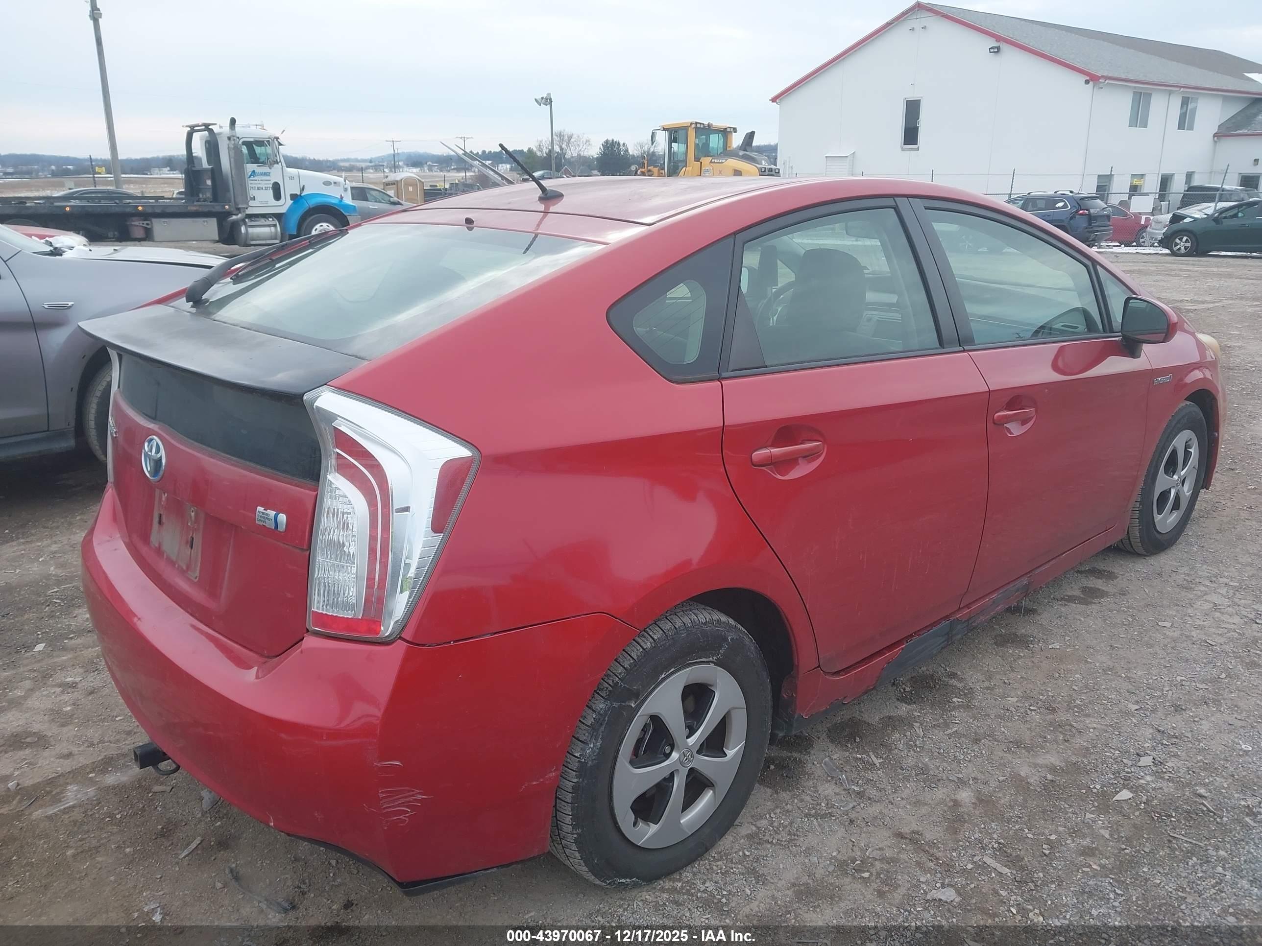 TOYOTA PRIUS image 6