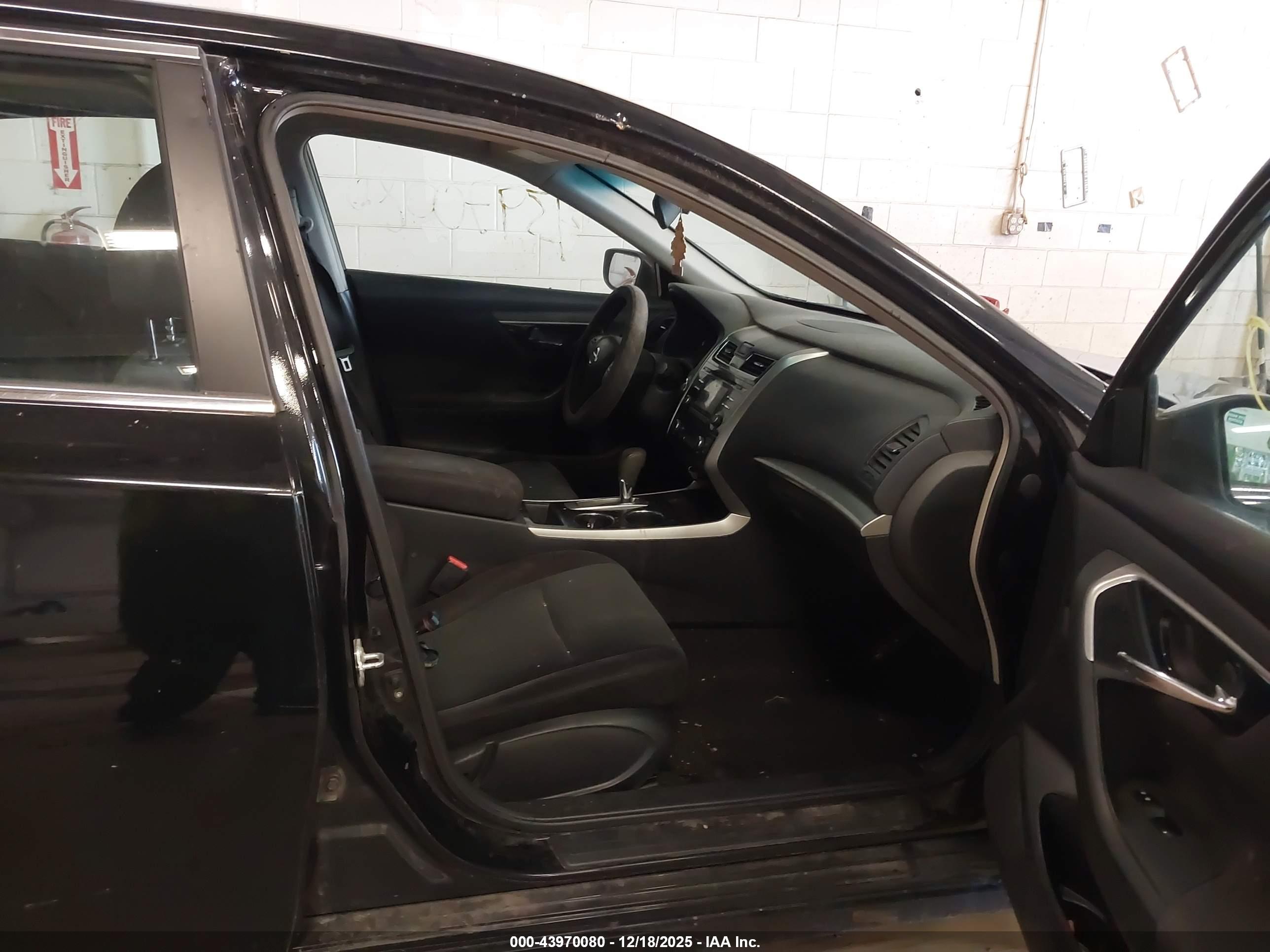NISSAN ALTIMA image 5