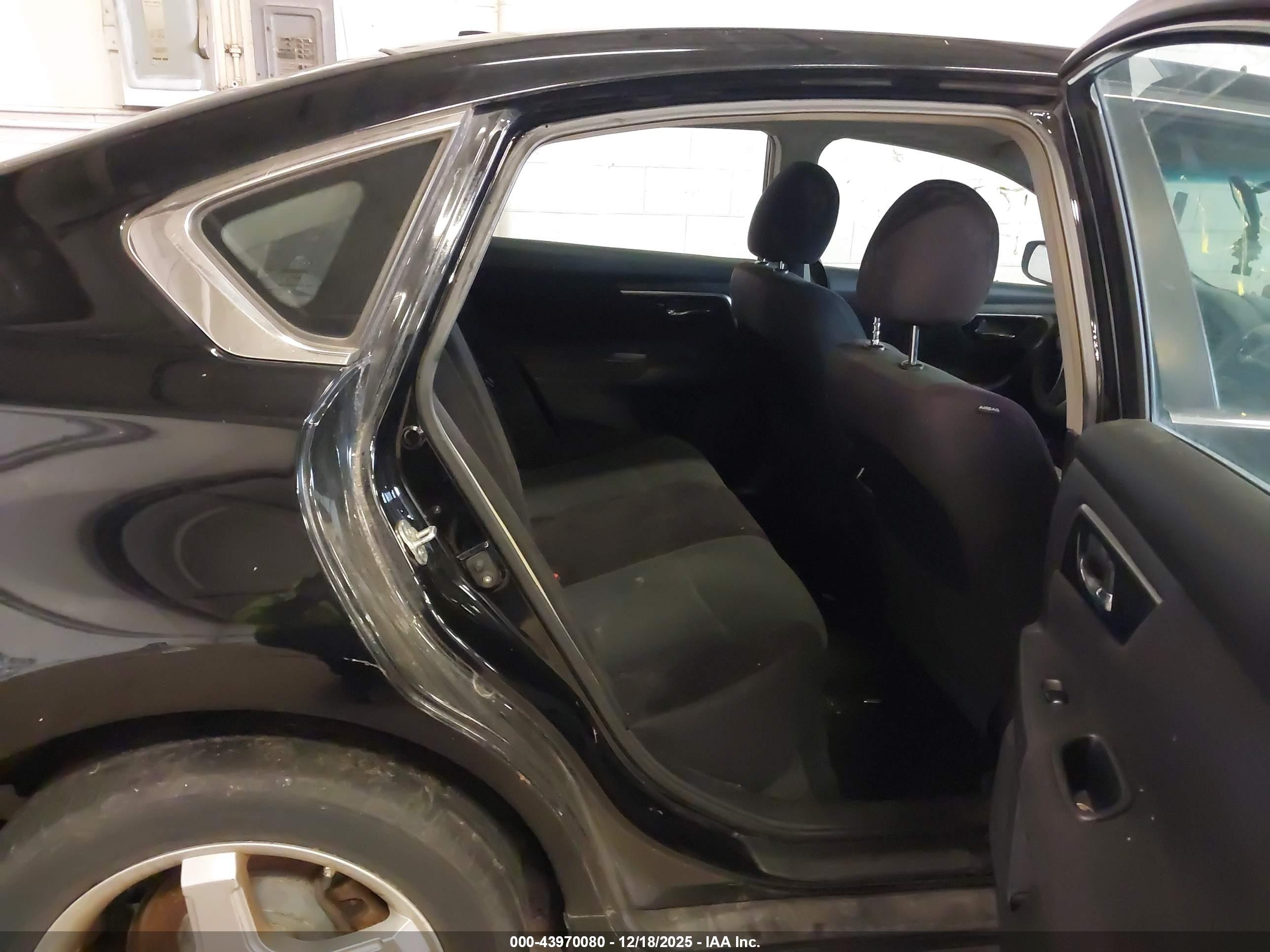 NISSAN ALTIMA image 8