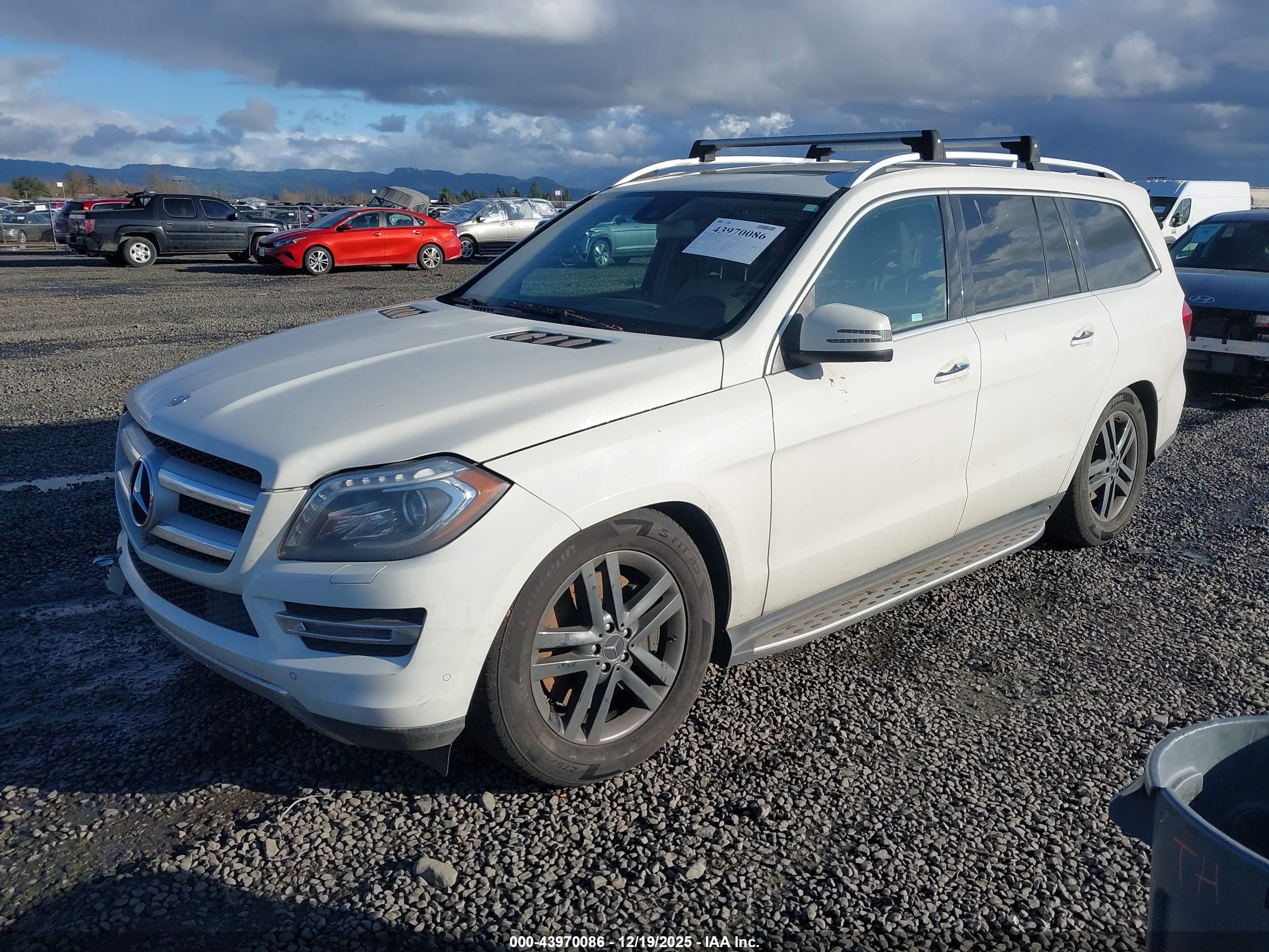MERCEDES-BENZ GL image 2