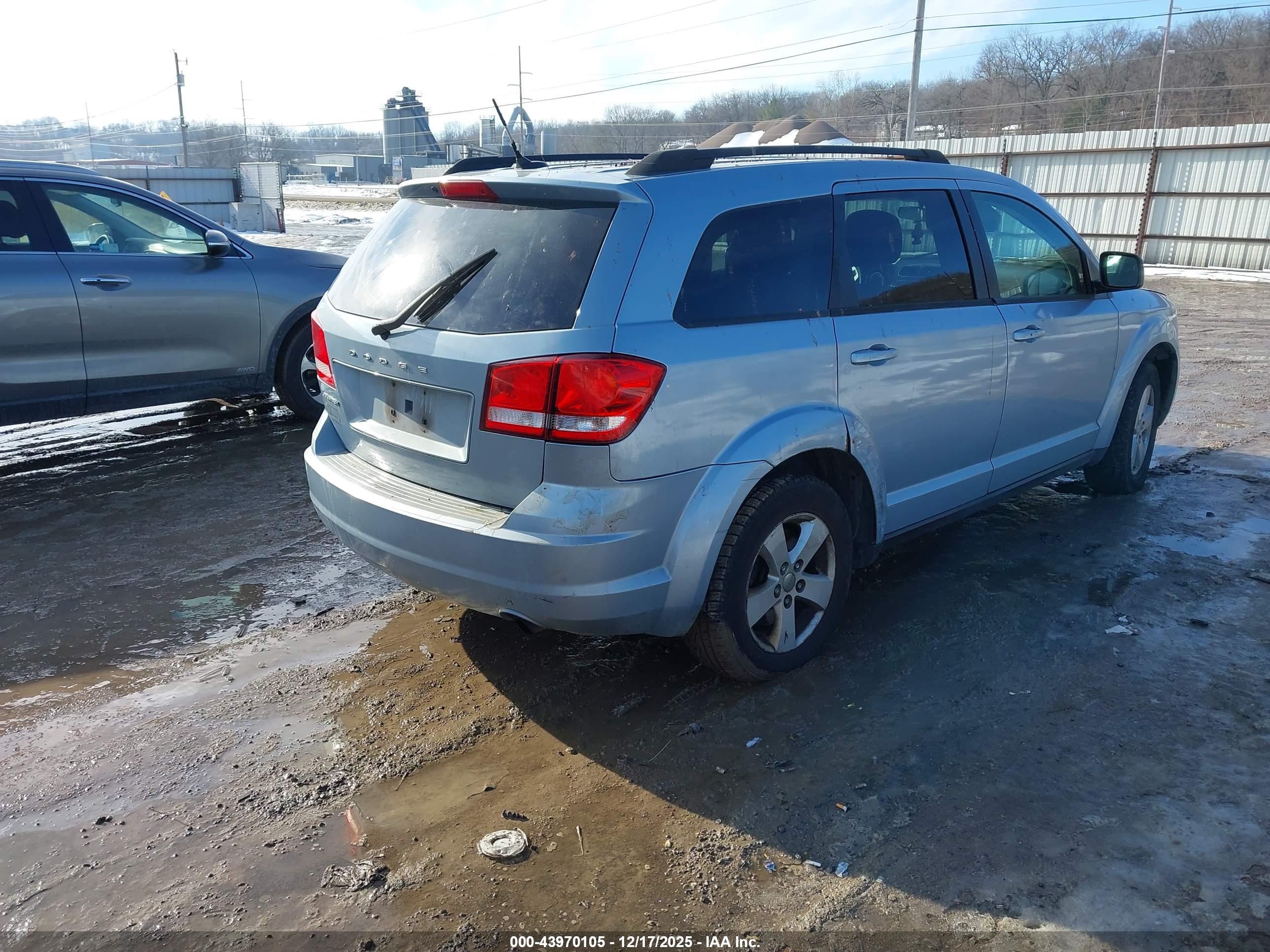 DODGE JOURNEY image 4