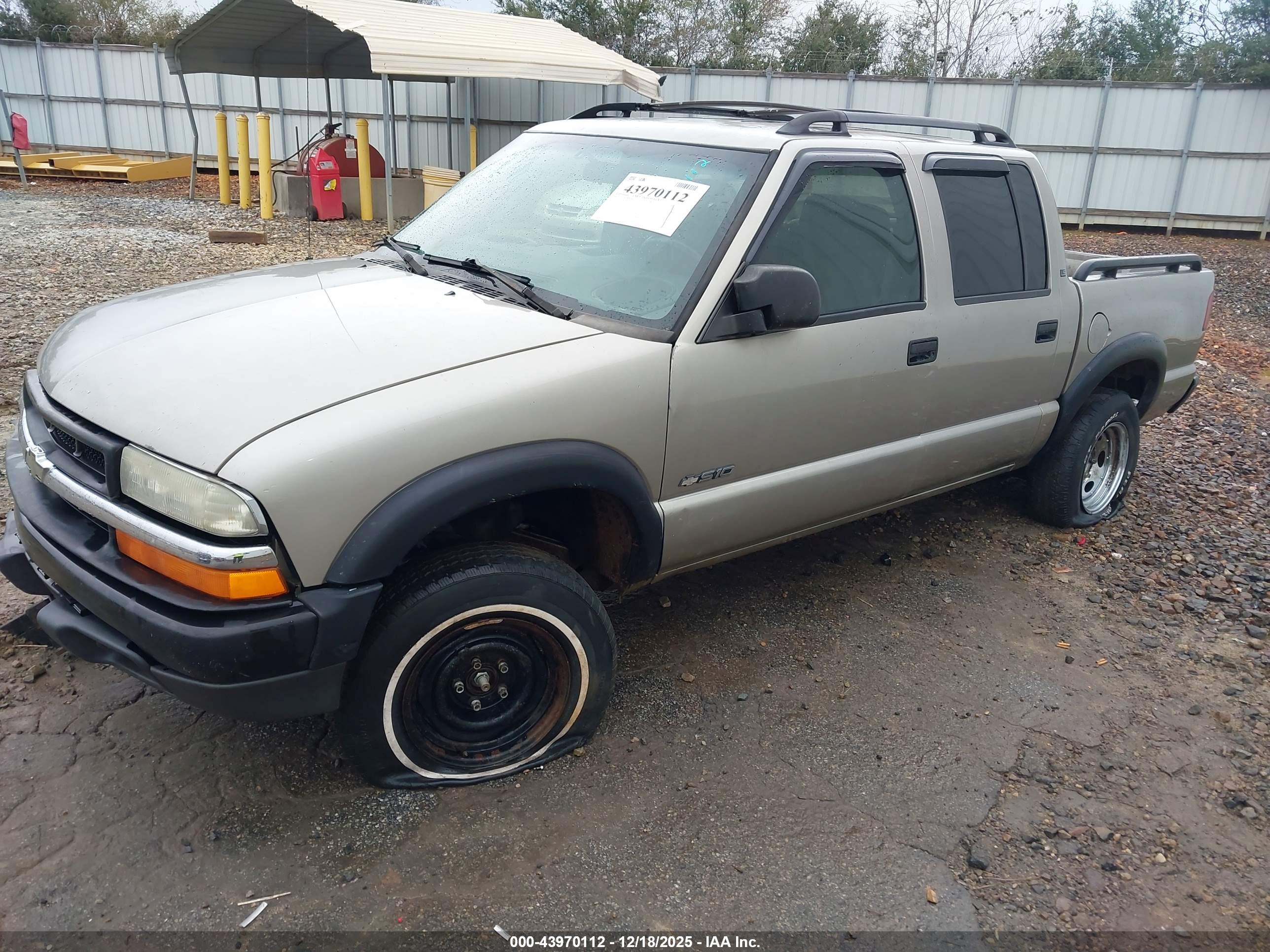 CHEVROLET S-10 image 2