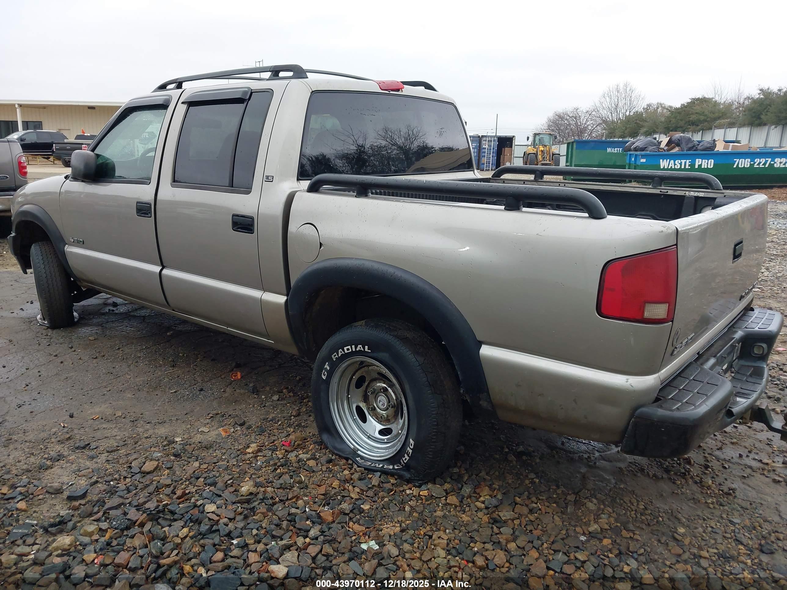 CHEVROLET S-10 image 3