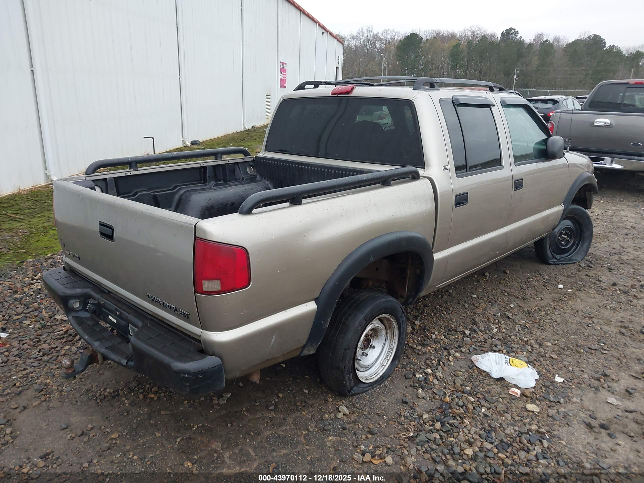 CHEVROLET S-10 image 4