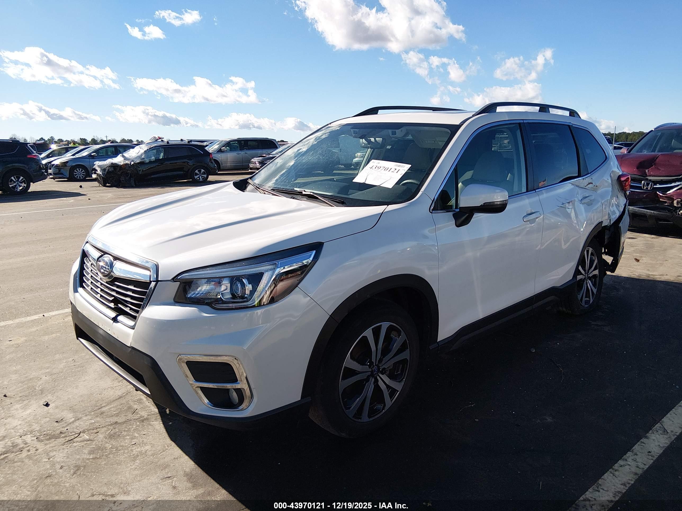 SUBARU FORESTER image 2