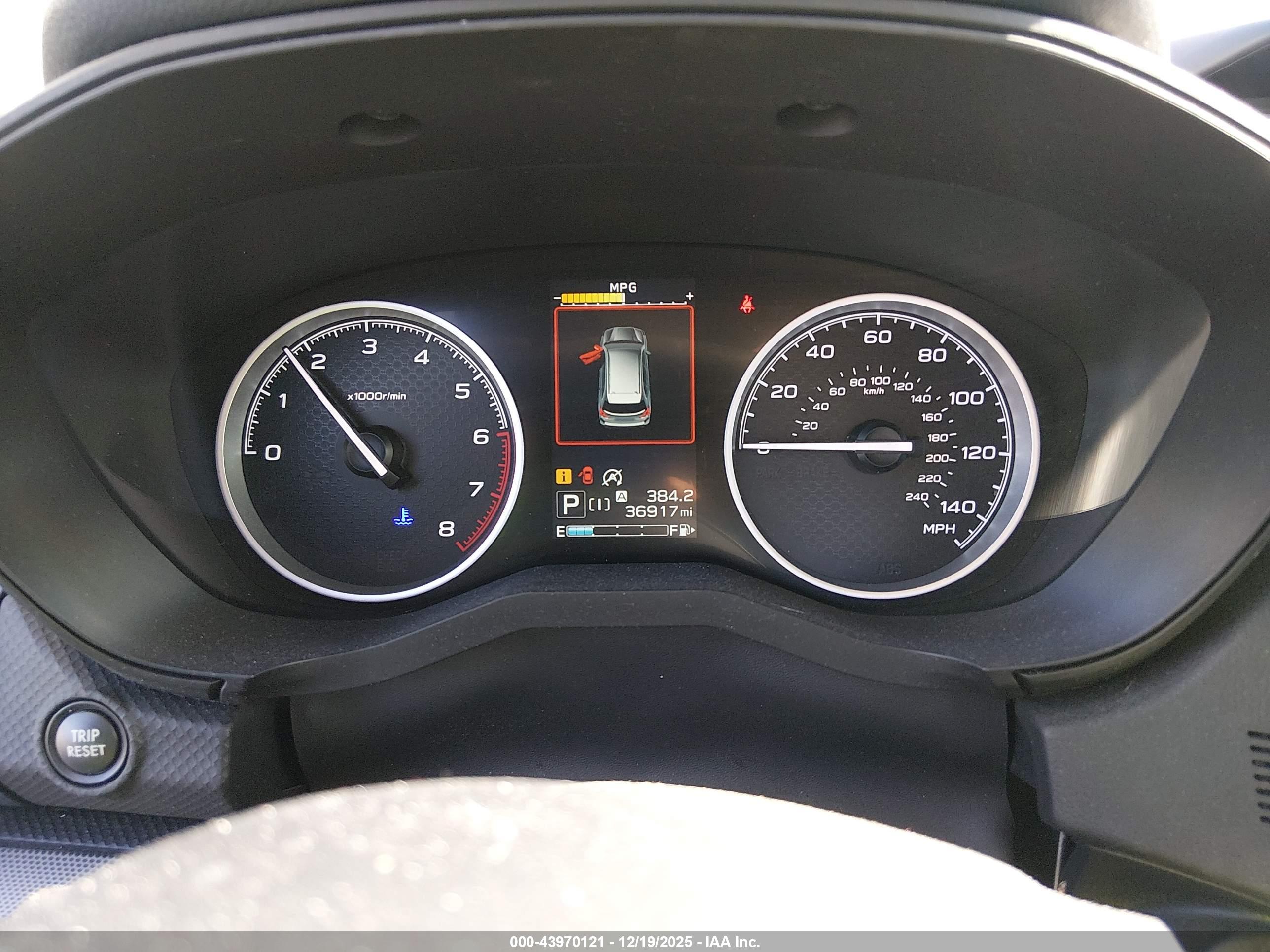 SUBARU FORESTER image 7