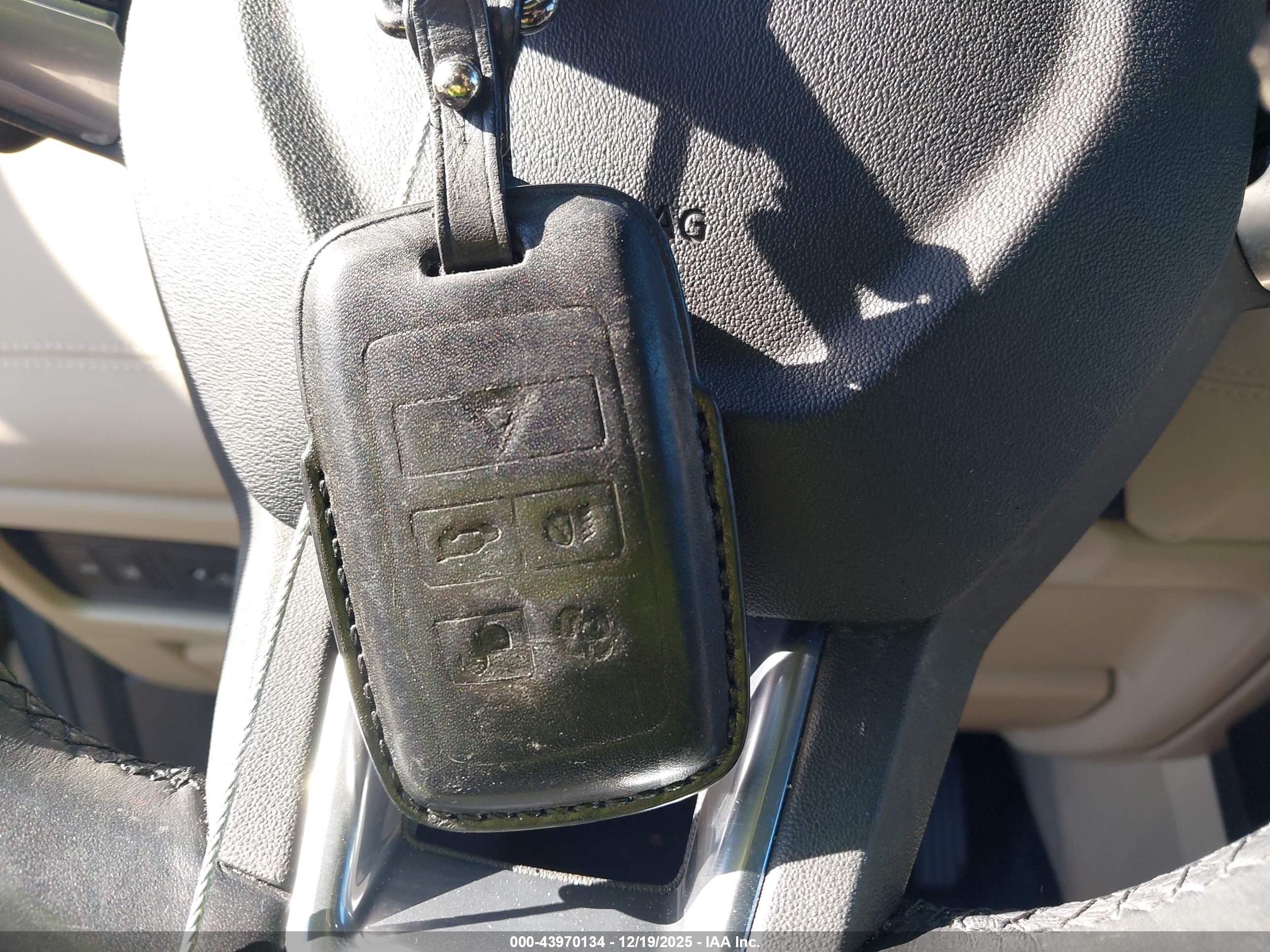 LAND ROVER image 11