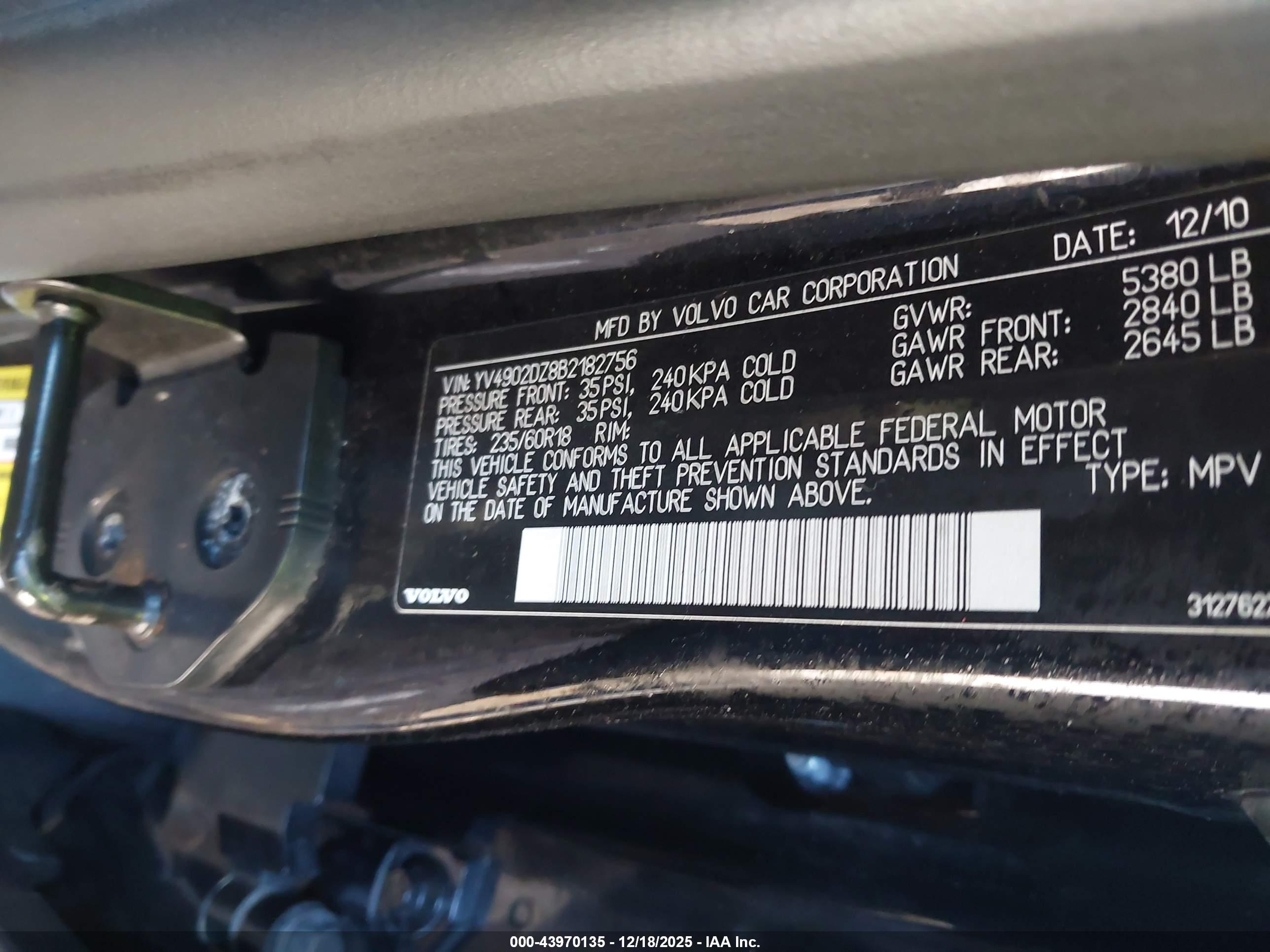 VOLVO XC60 image 9