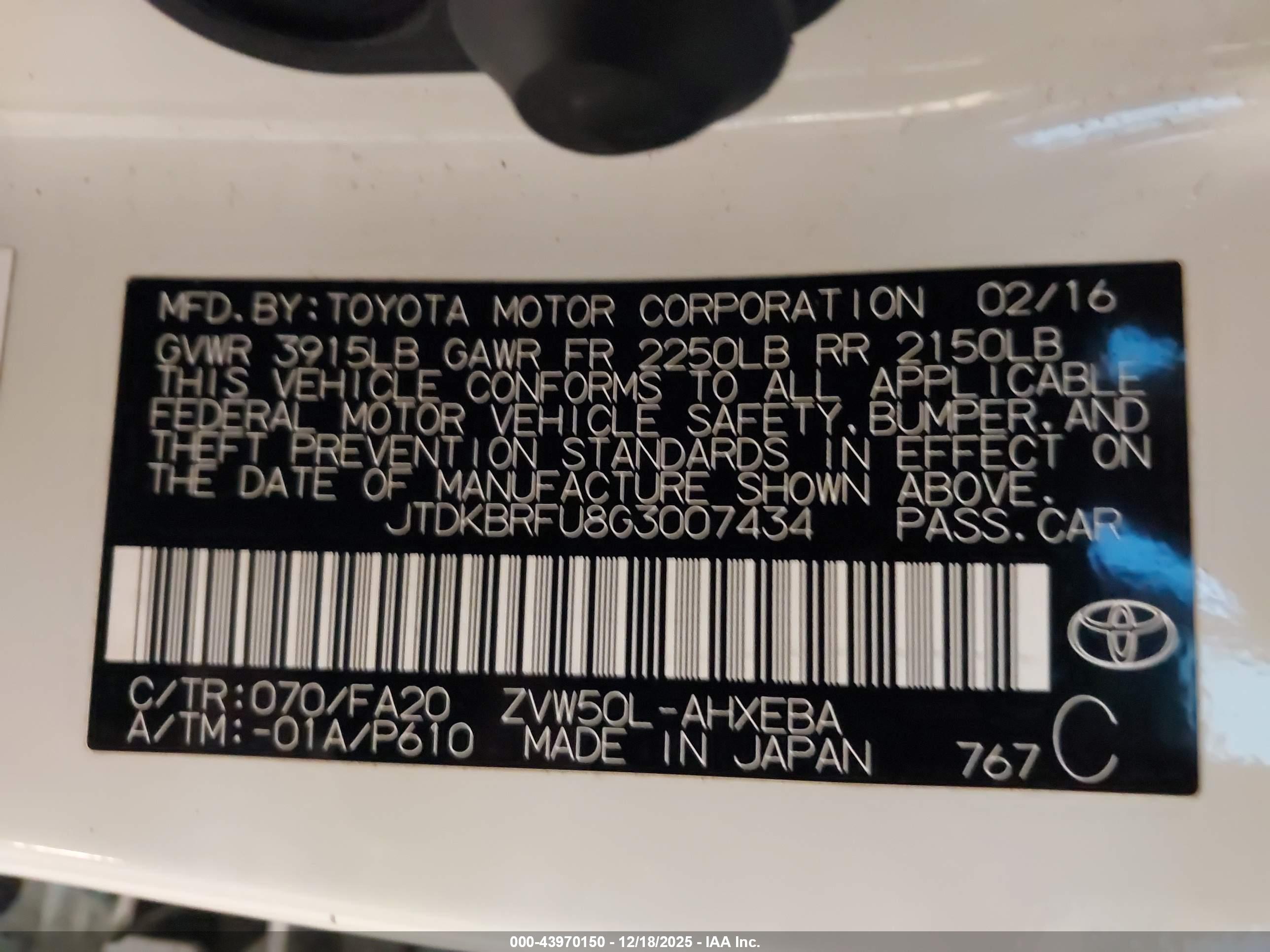 TOYOTA PRIUS image 9