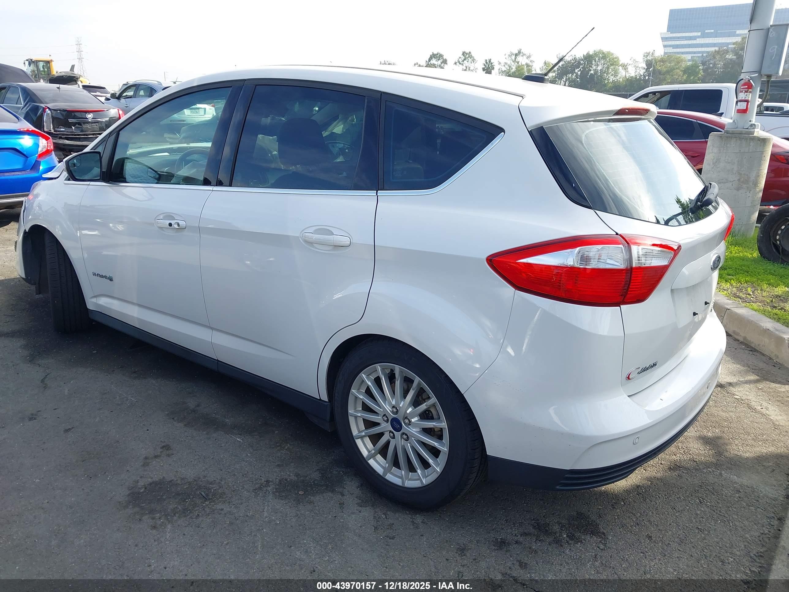 FORD C-MAX image 3