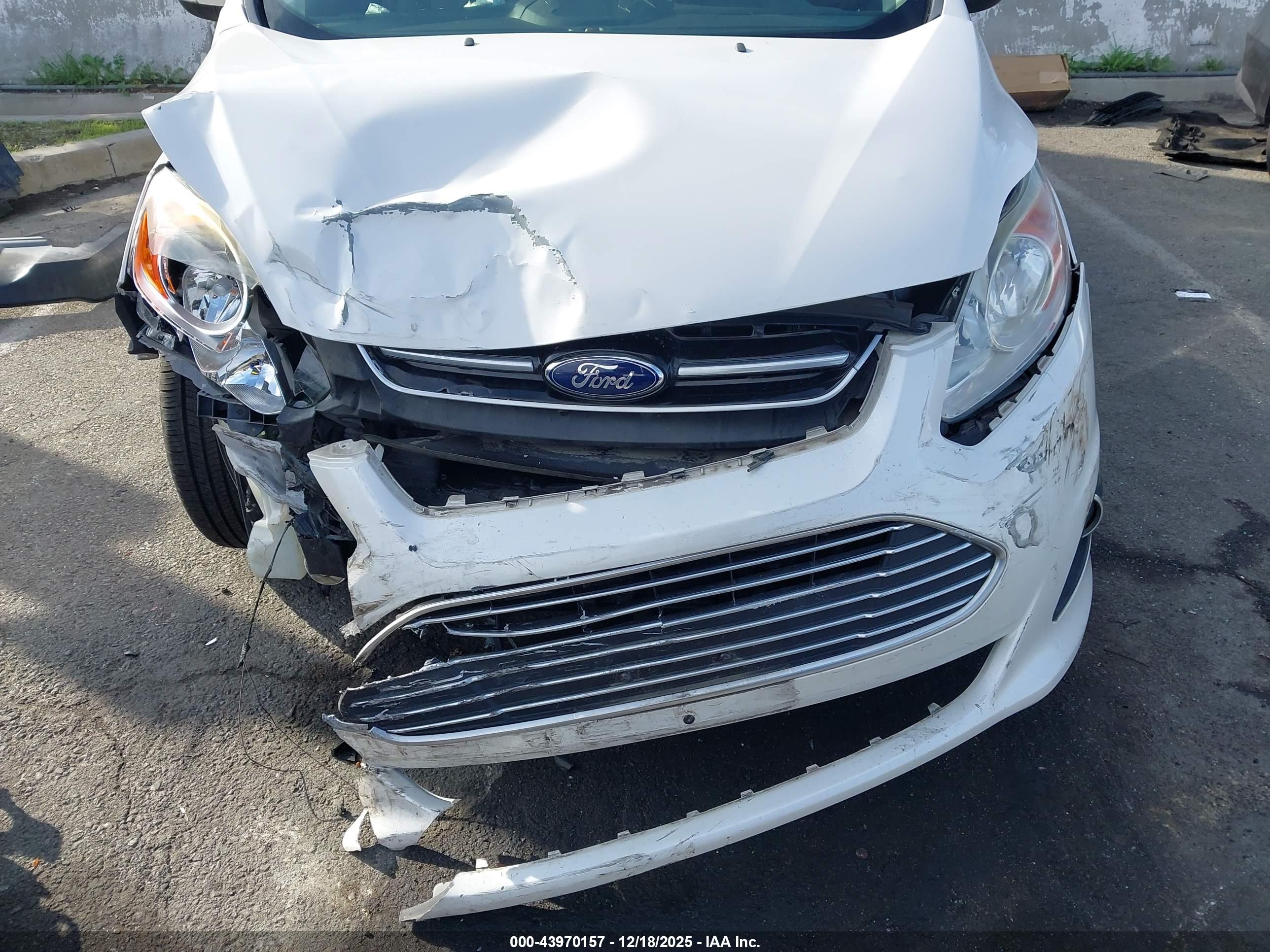 FORD C-MAX image 6