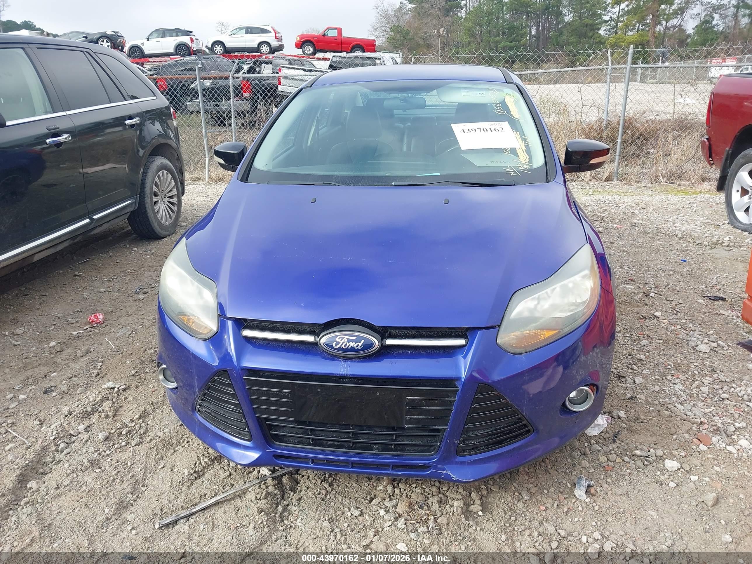FORD FOCUS image 6