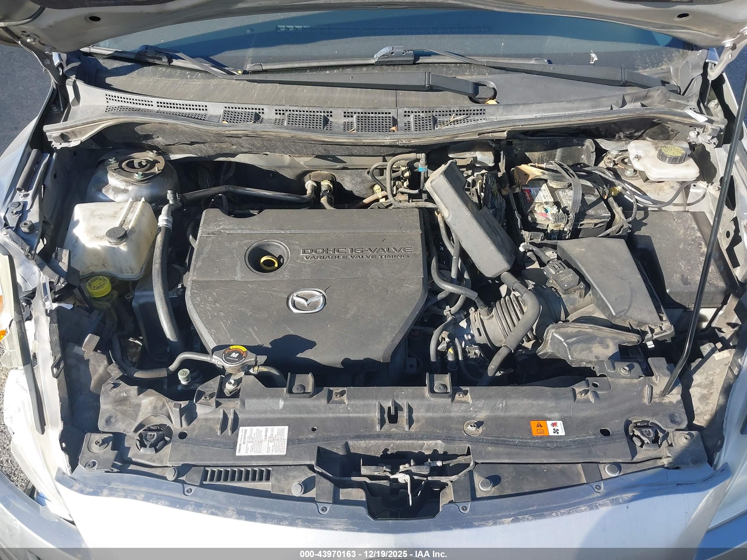 MAZDA MAZDA5 image 10