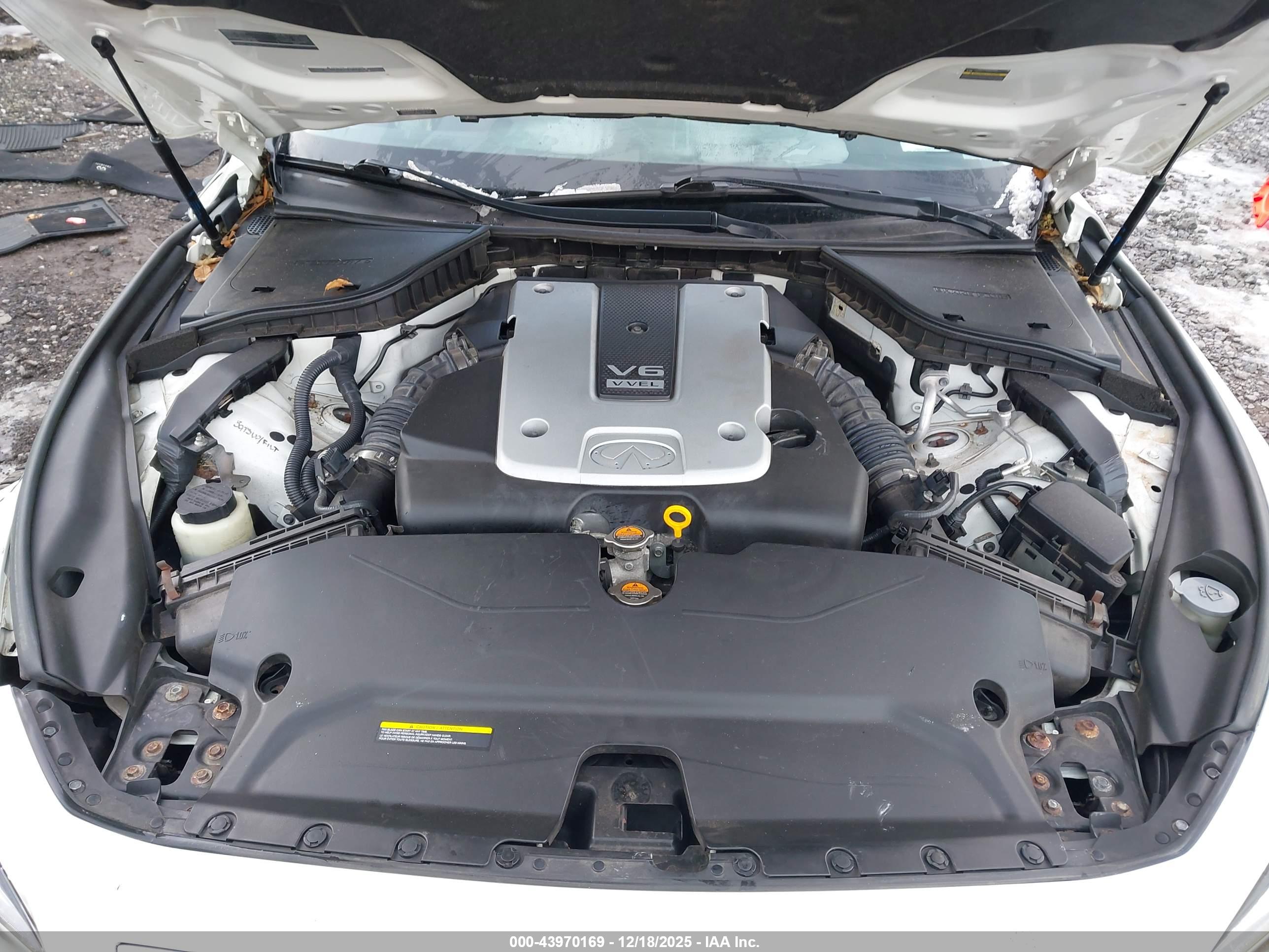 INFINITI Q50 image 10