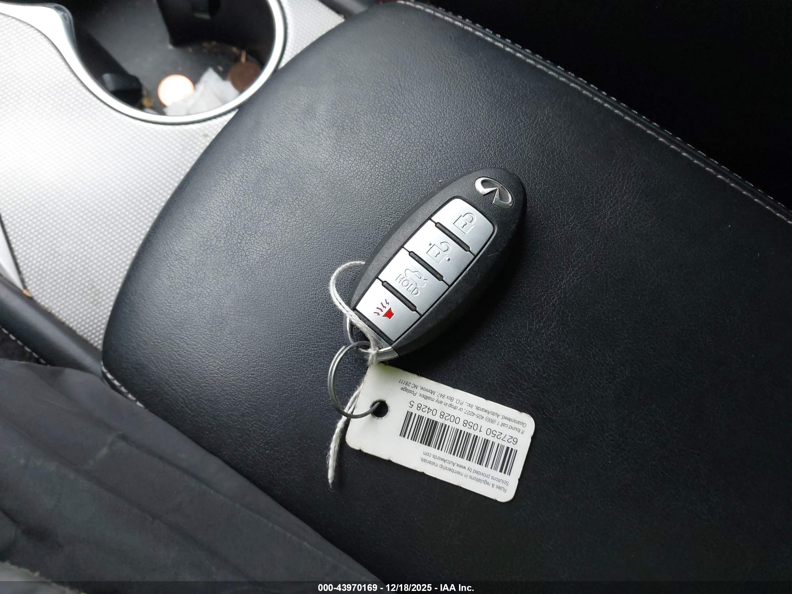INFINITI Q50 image 11