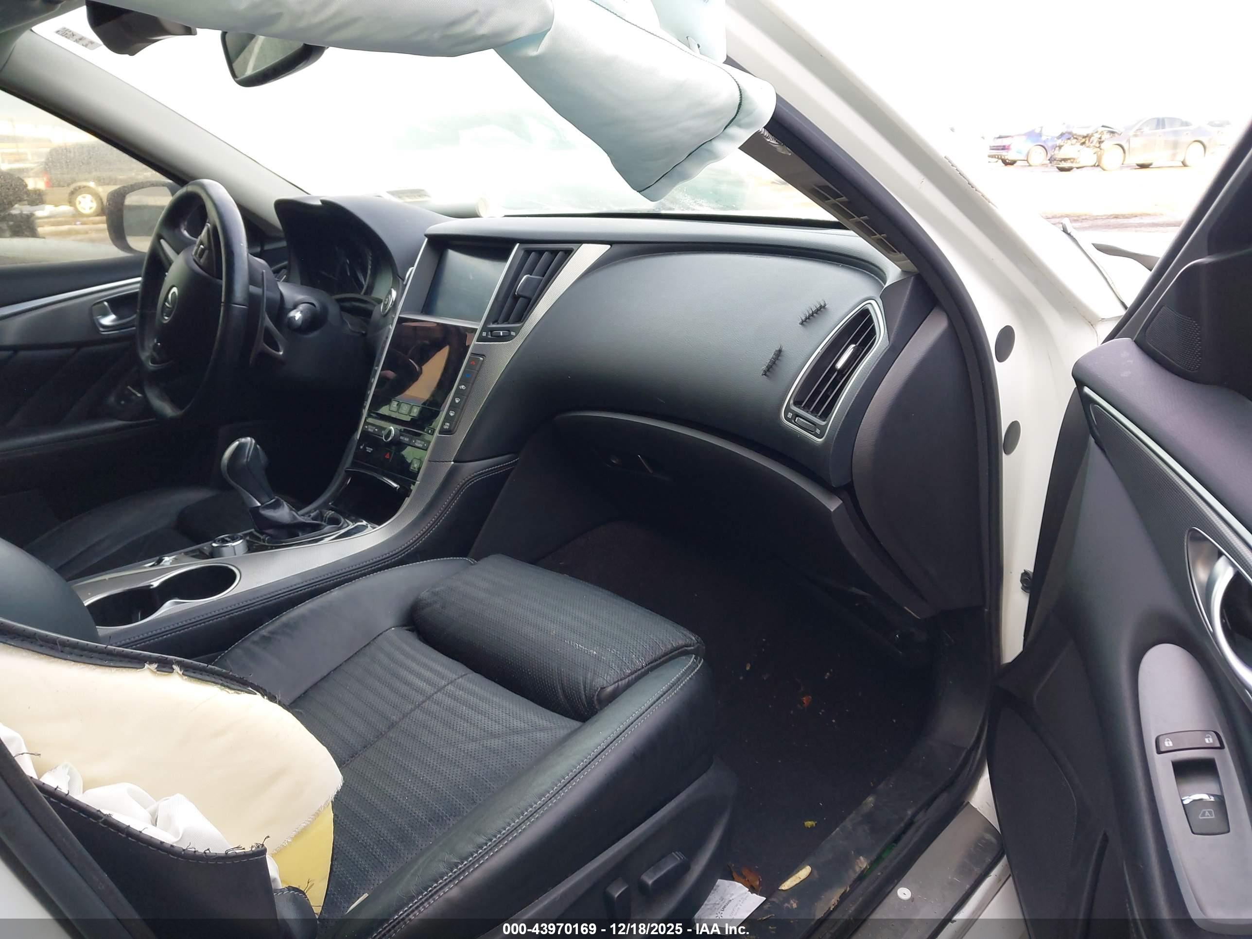 INFINITI Q50 image 5