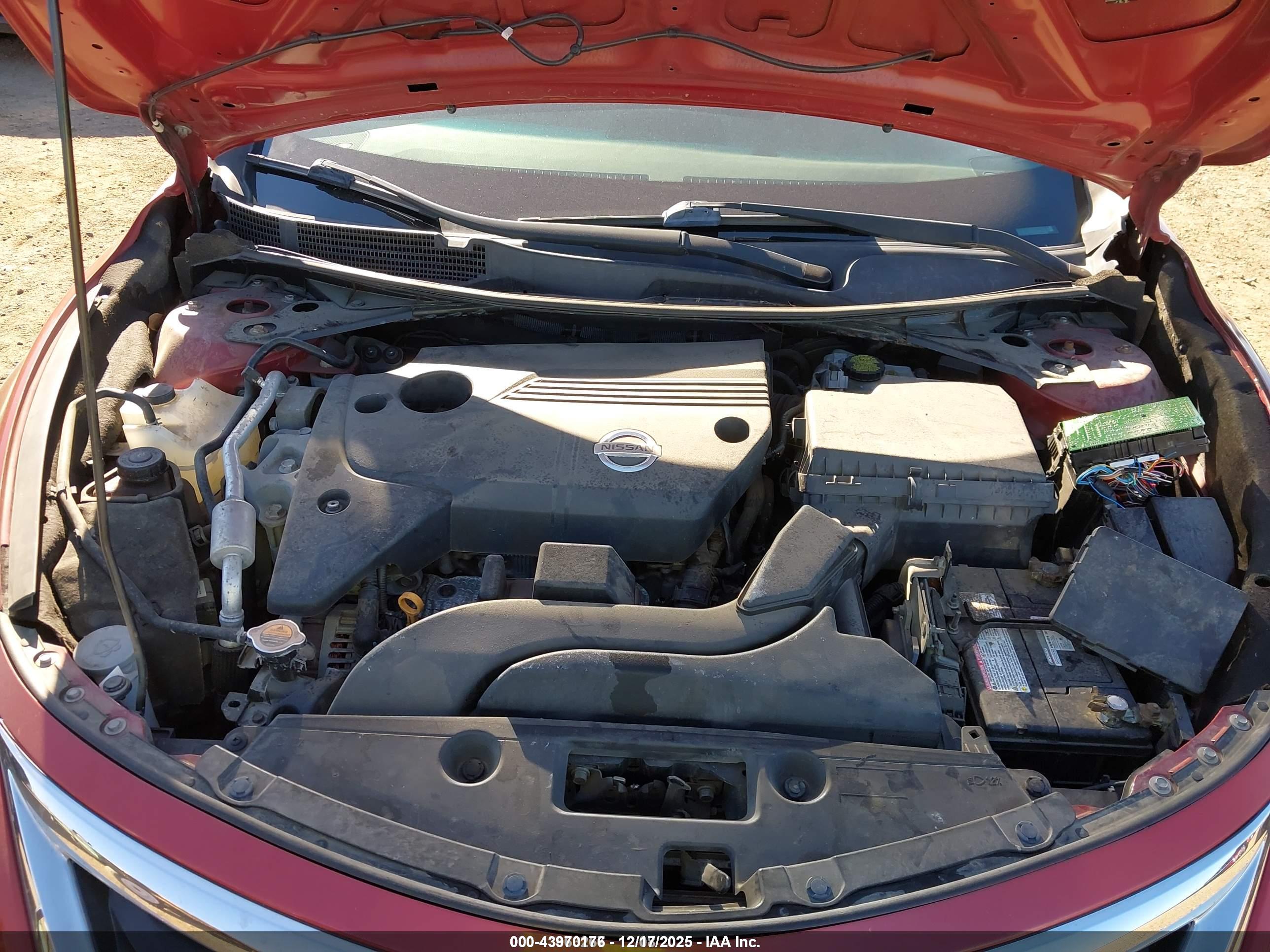 NISSAN ALTIMA image 10