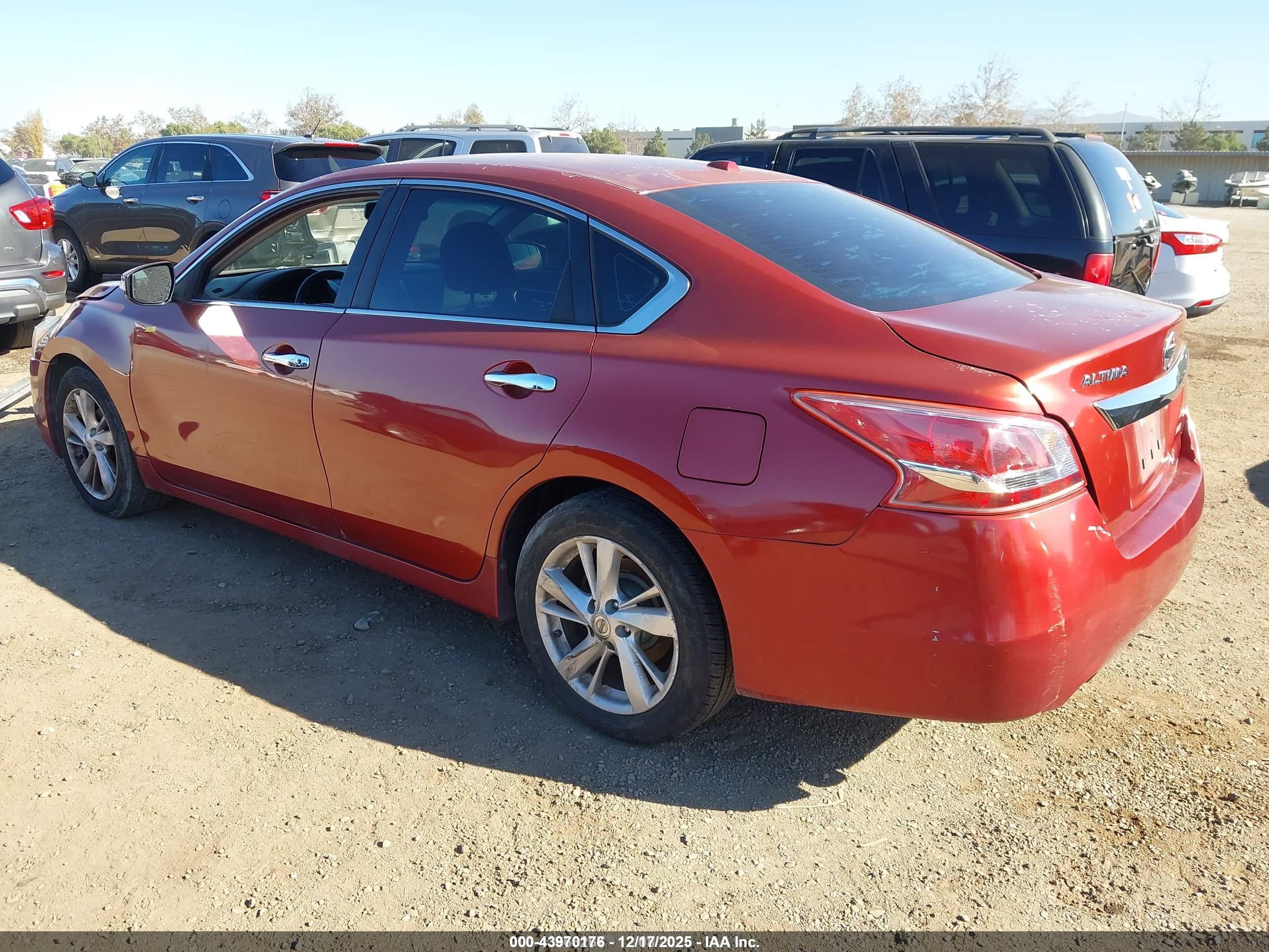 NISSAN ALTIMA image 3