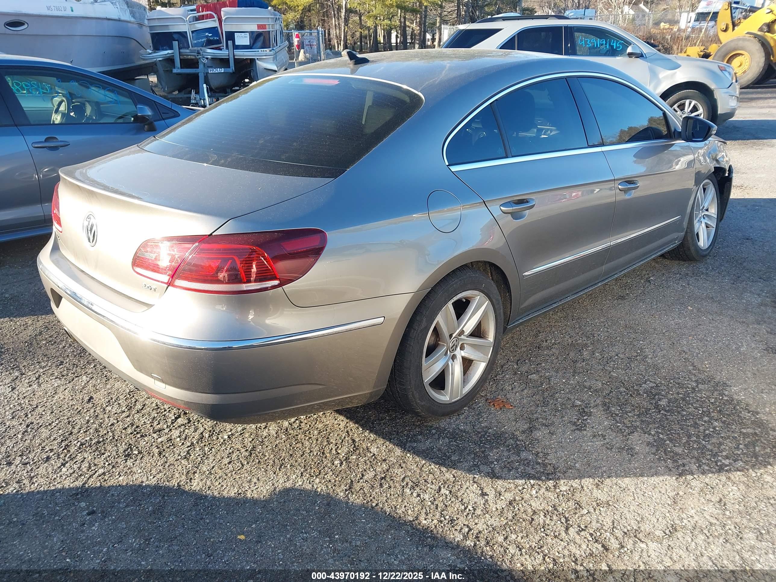 VOLKSWAGEN CC image 4